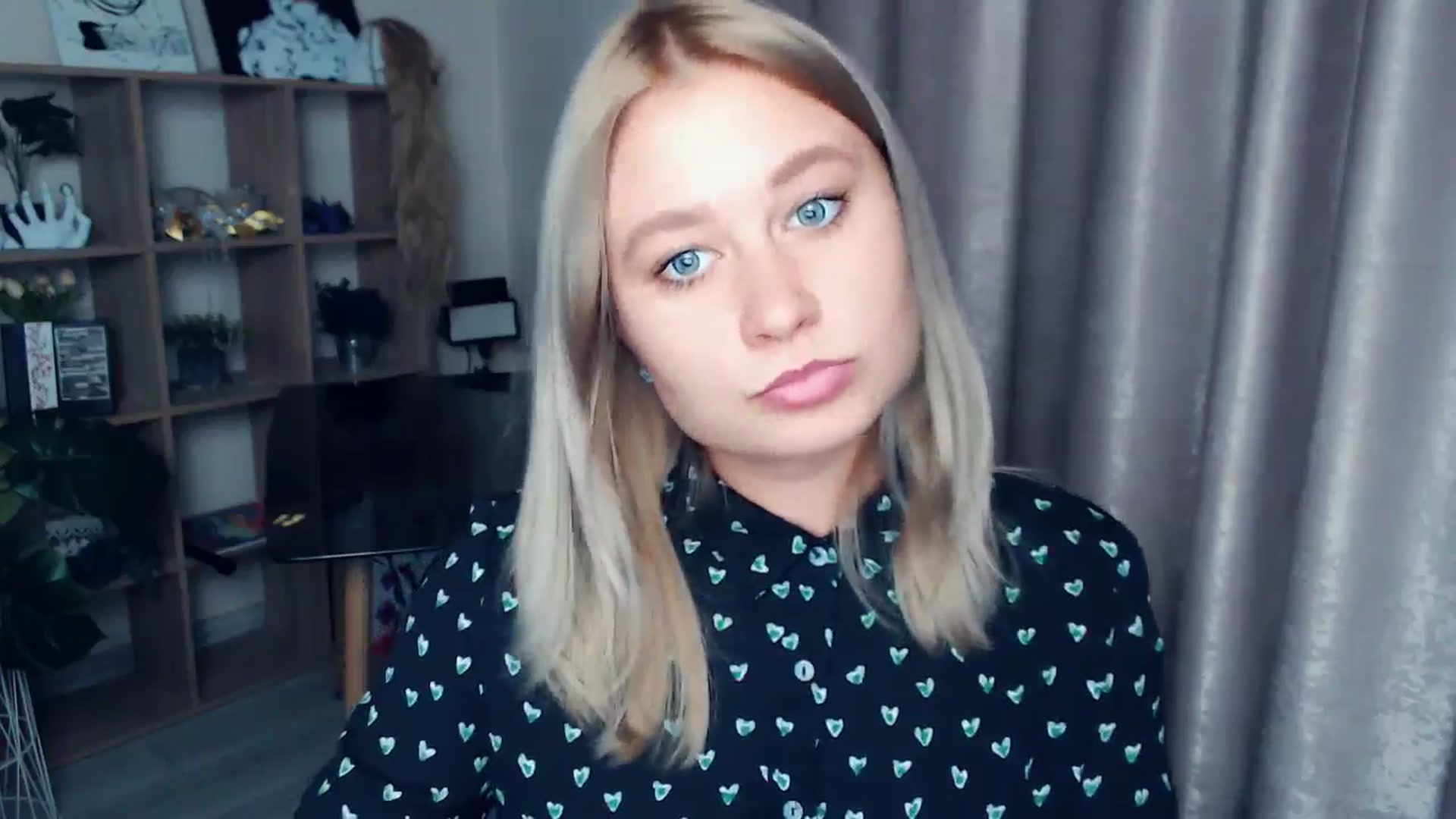 Gallery image thumbnail from Kukla_kolduna's myfreecams stream on, 11/09/2025, 15:49 image 4 of 20