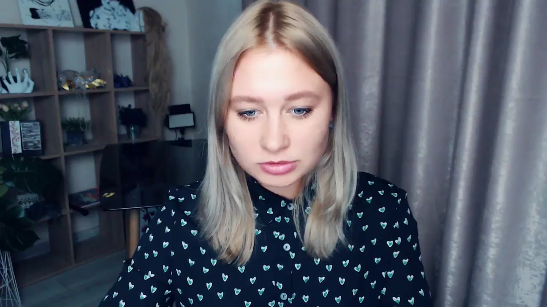 Gallery image thumbnail from Kukla_kolduna's myfreecams stream on, 11/09/2025, 15:49 image 2 of 20