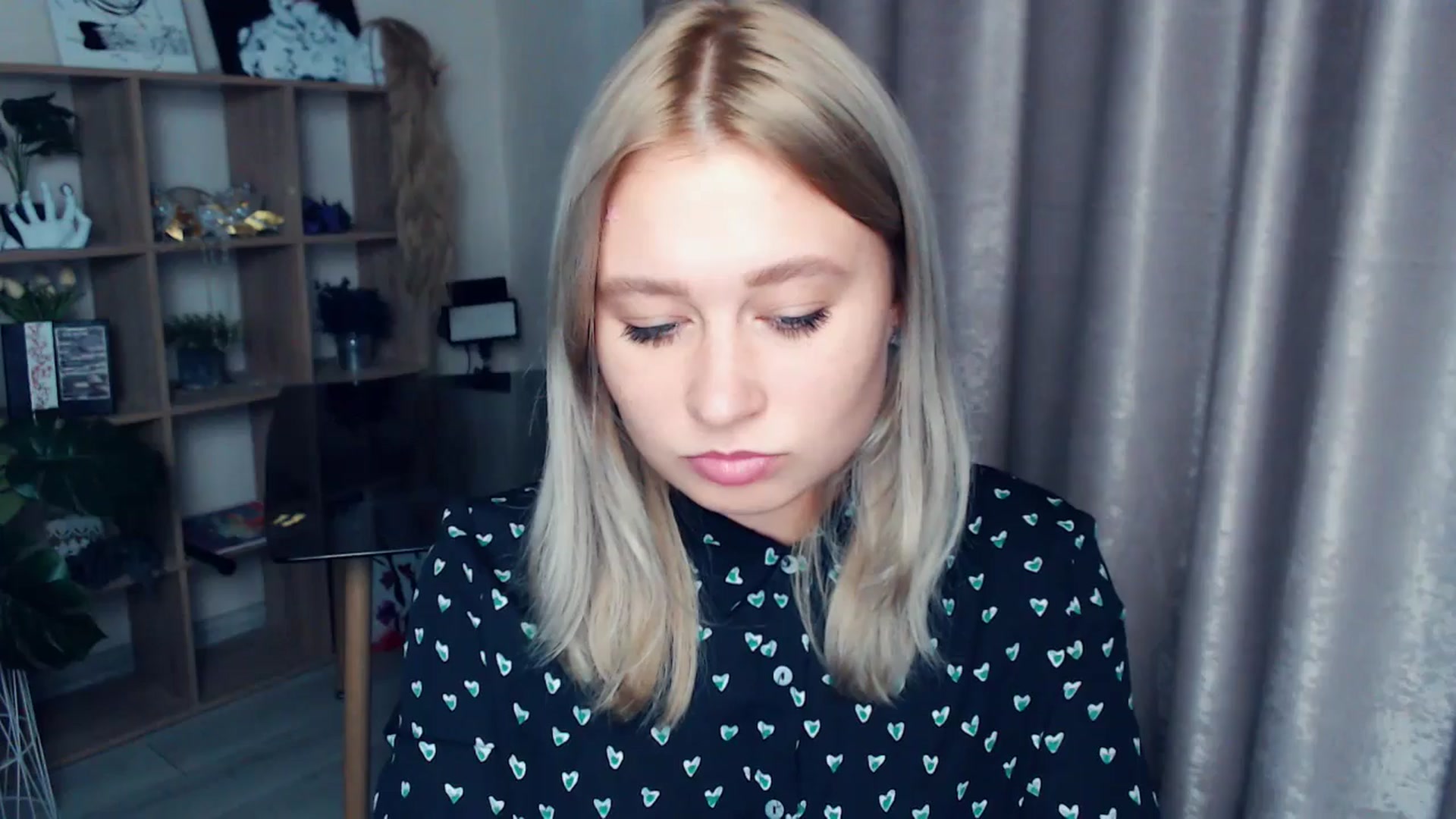 Gallery image thumbnail from Kukla_kolduna's myfreecams stream on, 11/09/2025, 15:49 image 1 of 20
