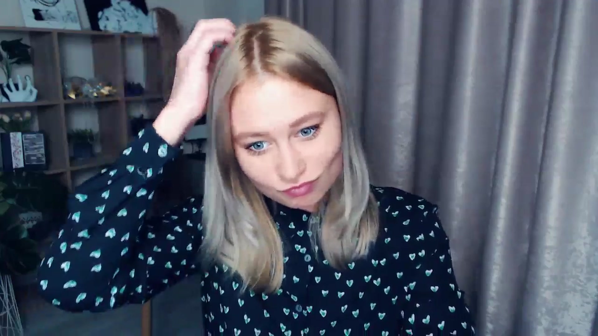 Gallery image thumbnail from Kukla_kolduna's myfreecams stream on, 11/09/2025, 15:49 image 8 of 20