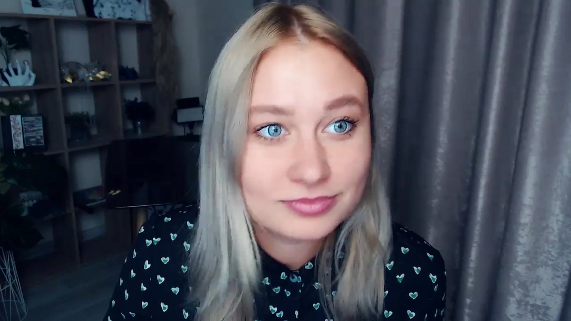 Gallery image thumbnail from Kukla_kolduna's myfreecams stream on, 11/09/2025, 16:33 image 13 of 20