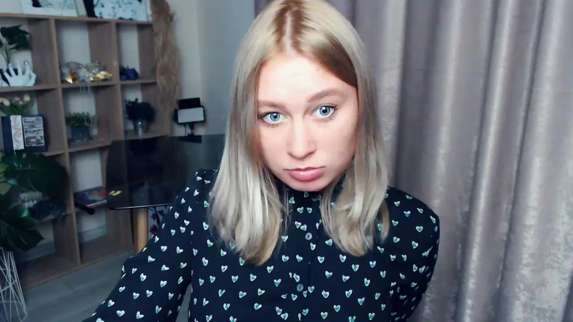 Gallery image thumbnail from Kukla_kolduna's myfreecams stream on, 11/09/2025, 16:33 image 4 of 20