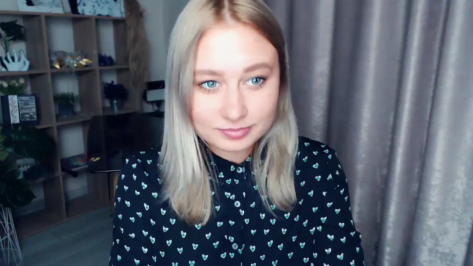 Gallery image thumbnail from Kukla_kolduna's myfreecams stream on, 11/09/2025, 16:33 image 14 of 20