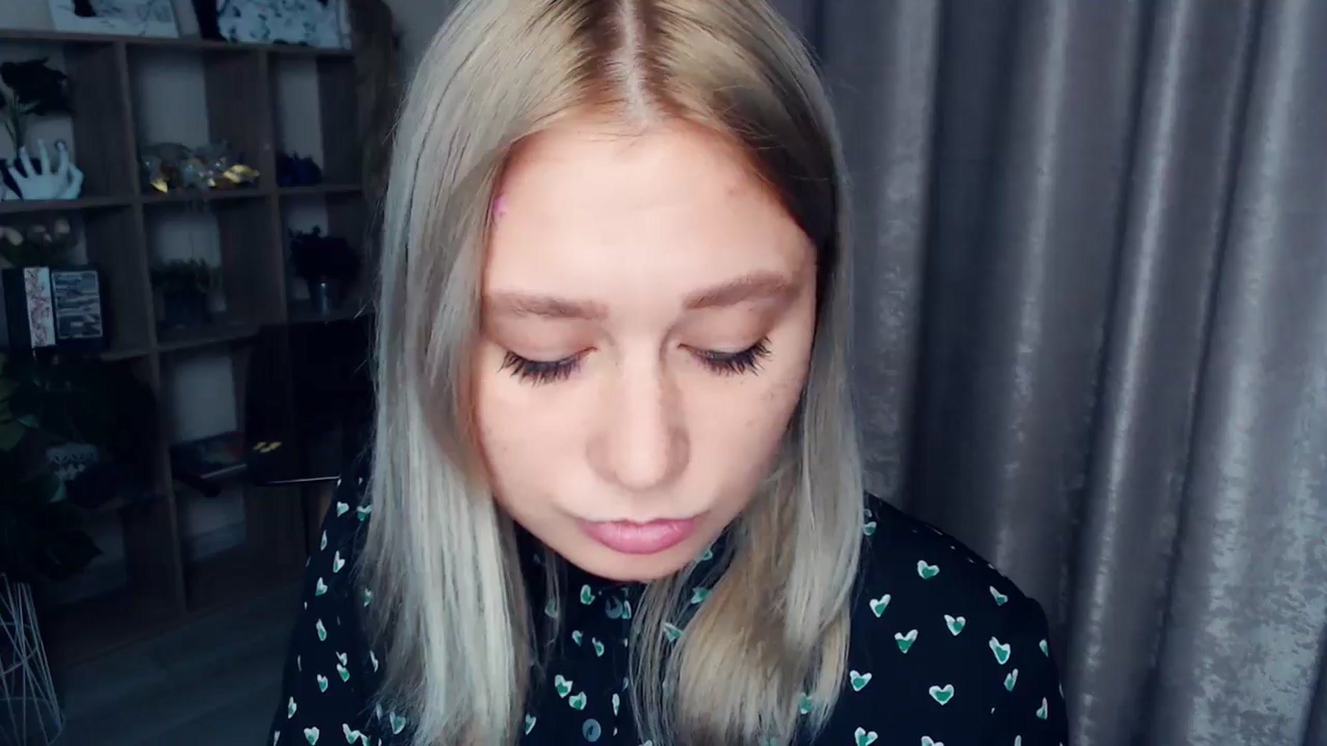 Gallery image thumbnail from Kukla_kolduna's myfreecams stream on, 11/09/2025, 16:33 image 7 of 20