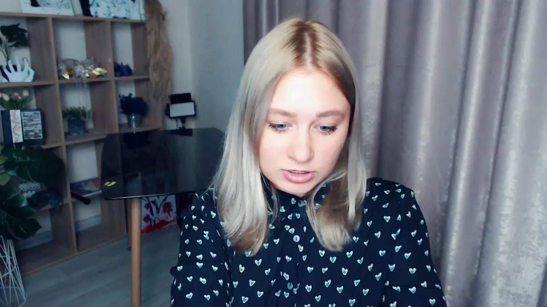 Gallery image thumbnail from Kukla_kolduna's myfreecams stream on, 11/09/2025, 16:33 image 2 of 20