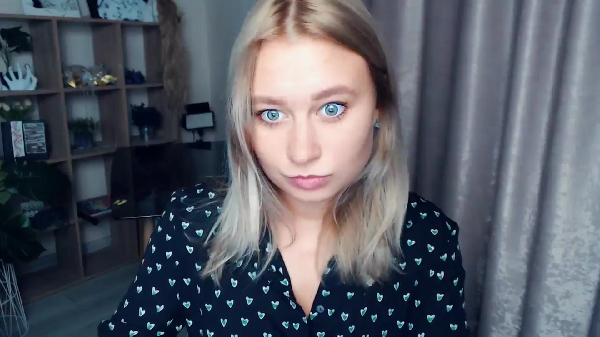 Gallery image thumbnail from Kukla_kolduna's myfreecams stream on, 11/09/2025, 17:36 image 13 of 20