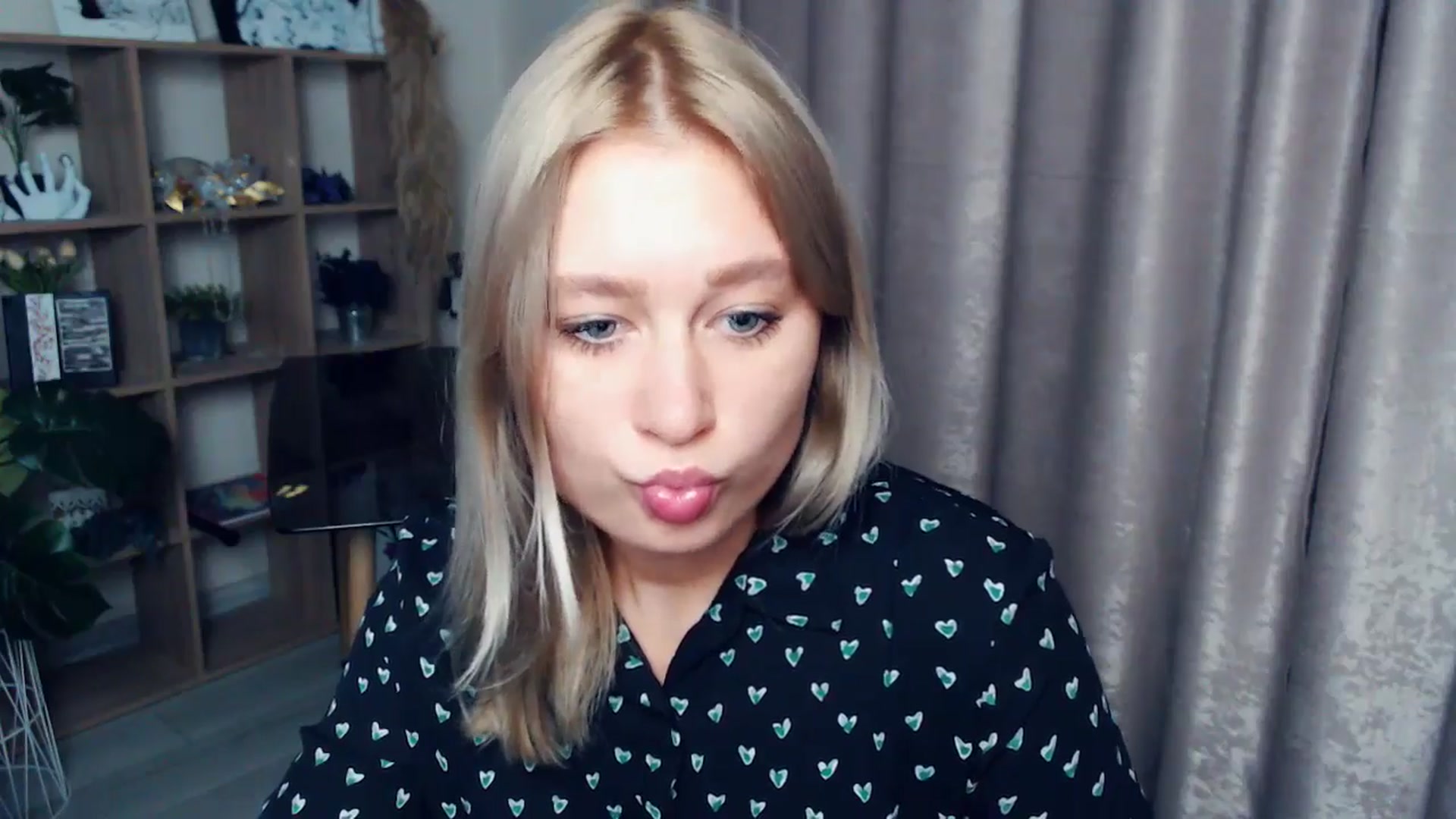 Gallery image thumbnail from Kukla_kolduna's myfreecams stream on, 11/09/2025, 17:36 image 20 of 20