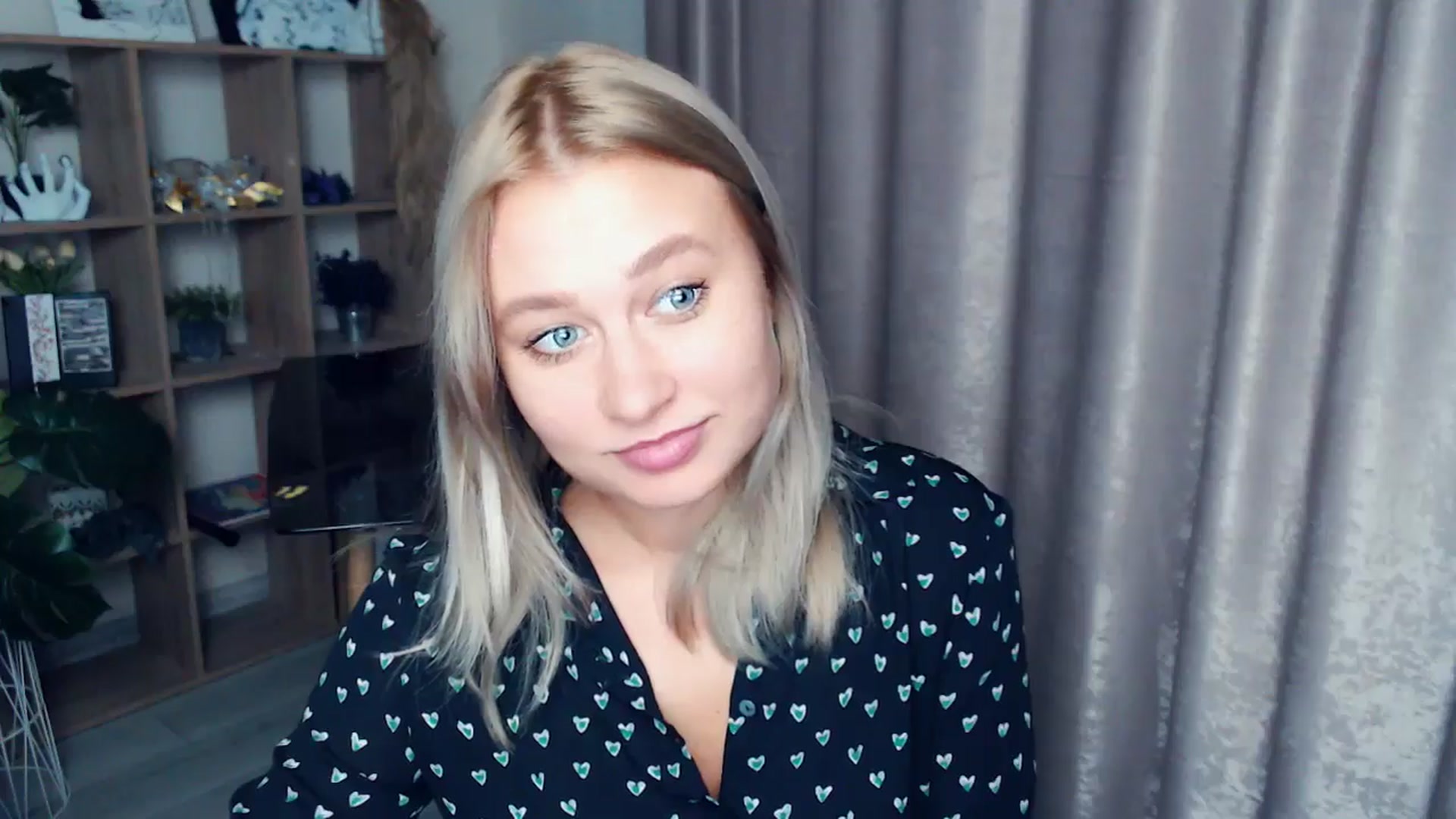 Gallery image thumbnail from Kukla_kolduna's myfreecams stream on, 11/09/2025, 17:36 image 10 of 20