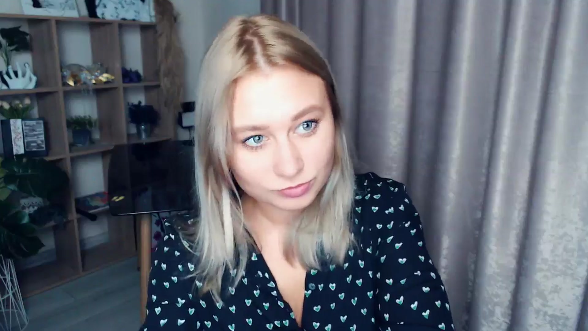 Gallery image thumbnail from Kukla_kolduna's myfreecams stream on, 11/09/2025, 17:36 image 11 of 20