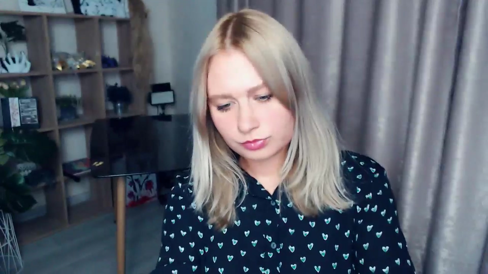 Gallery image thumbnail from Kukla_kolduna's myfreecams stream on, 11/09/2025, 19:03 image 2 of 20