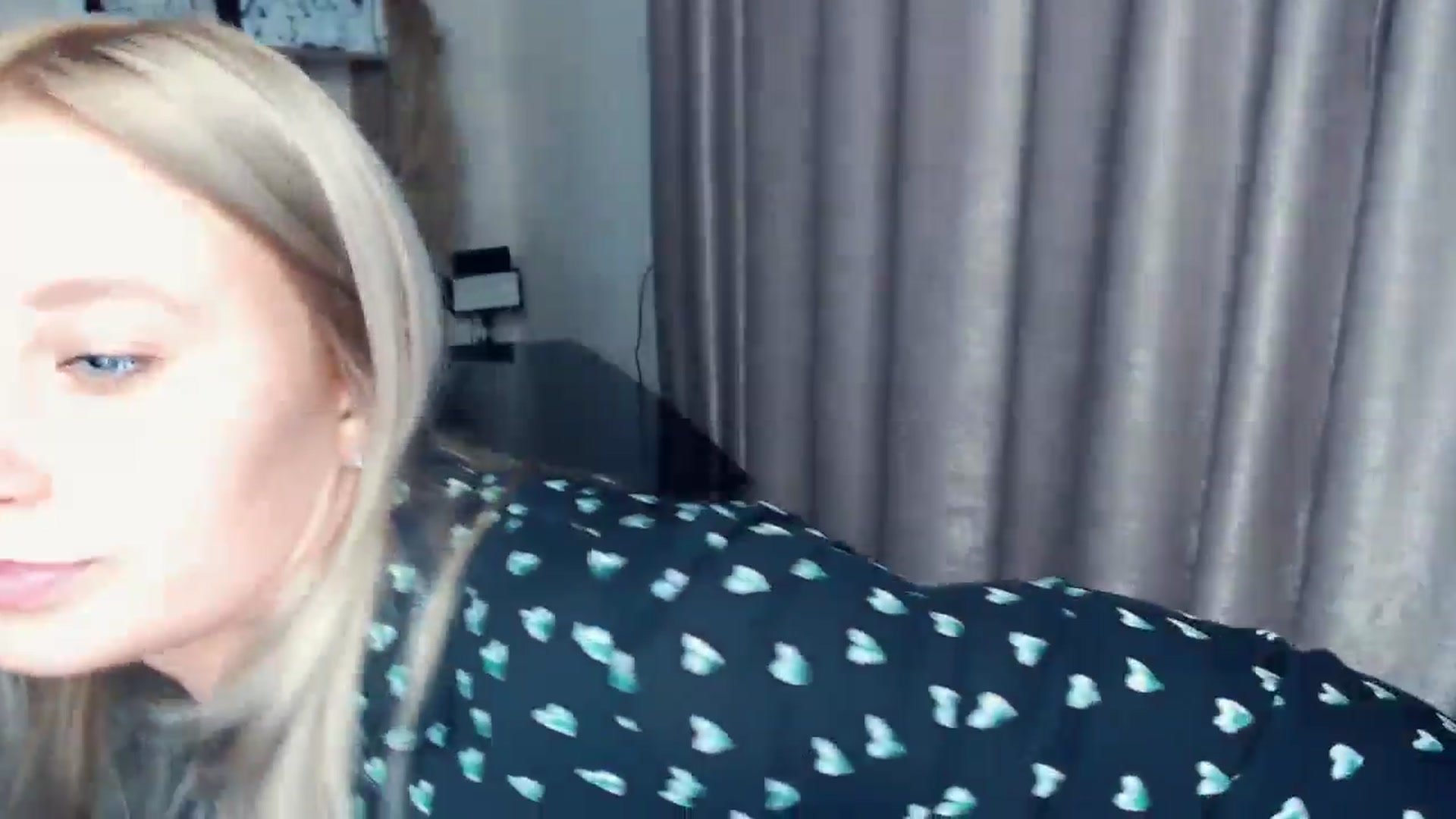 Gallery image thumbnail from Kukla_kolduna's myfreecams stream on, 11/09/2025, 19:03 image 18 of 20