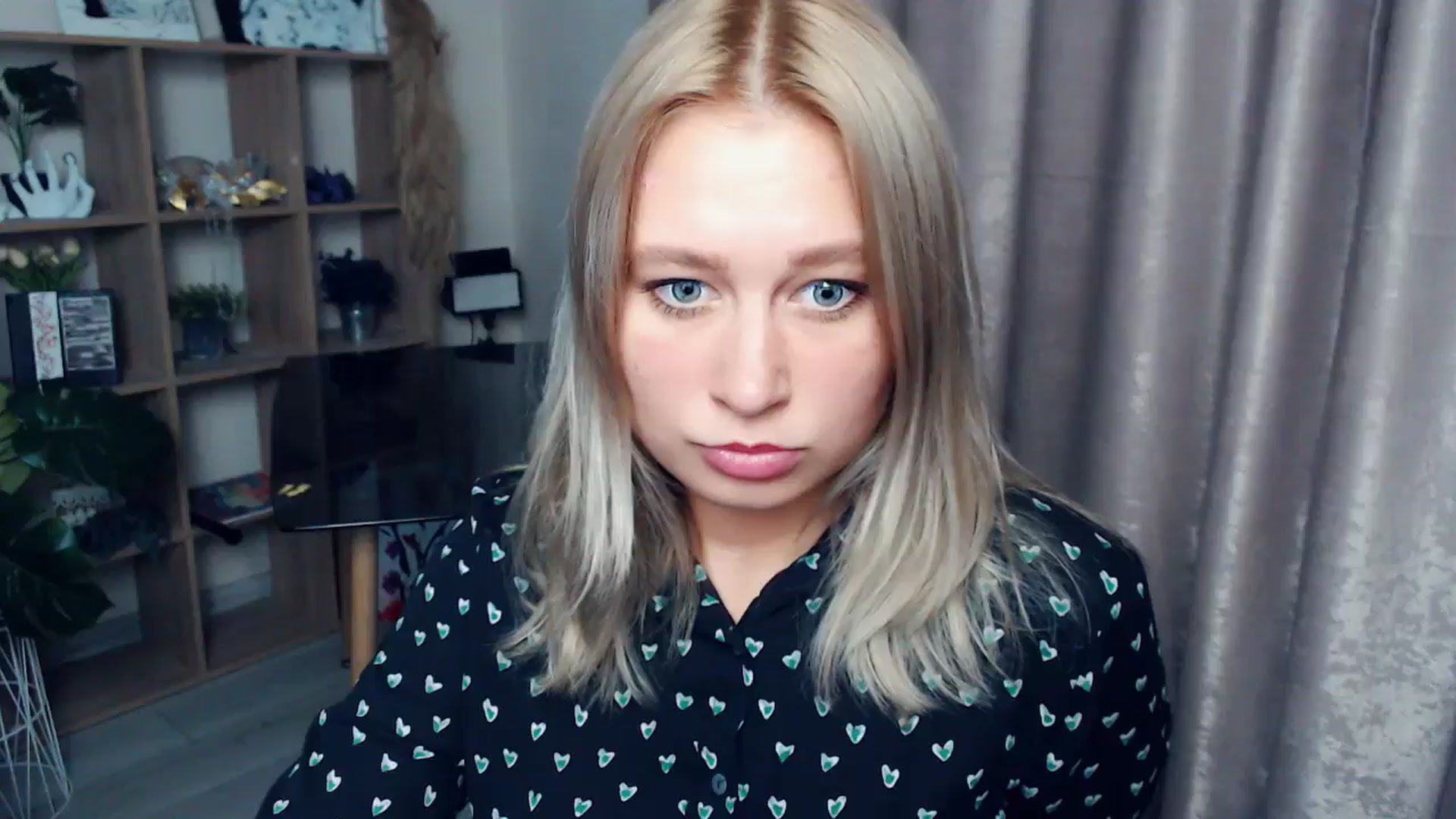 Gallery image thumbnail from Kukla_kolduna's myfreecams stream on, 11/09/2025, 19:03 image 11 of 20