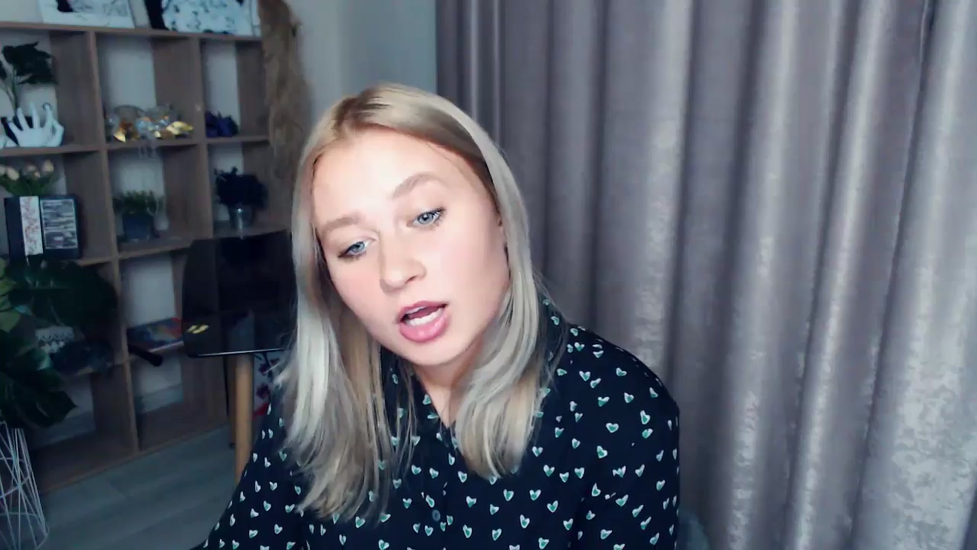 Gallery image thumbnail from Kukla_kolduna's myfreecams stream on, 11/09/2025, 19:03 image 17 of 20