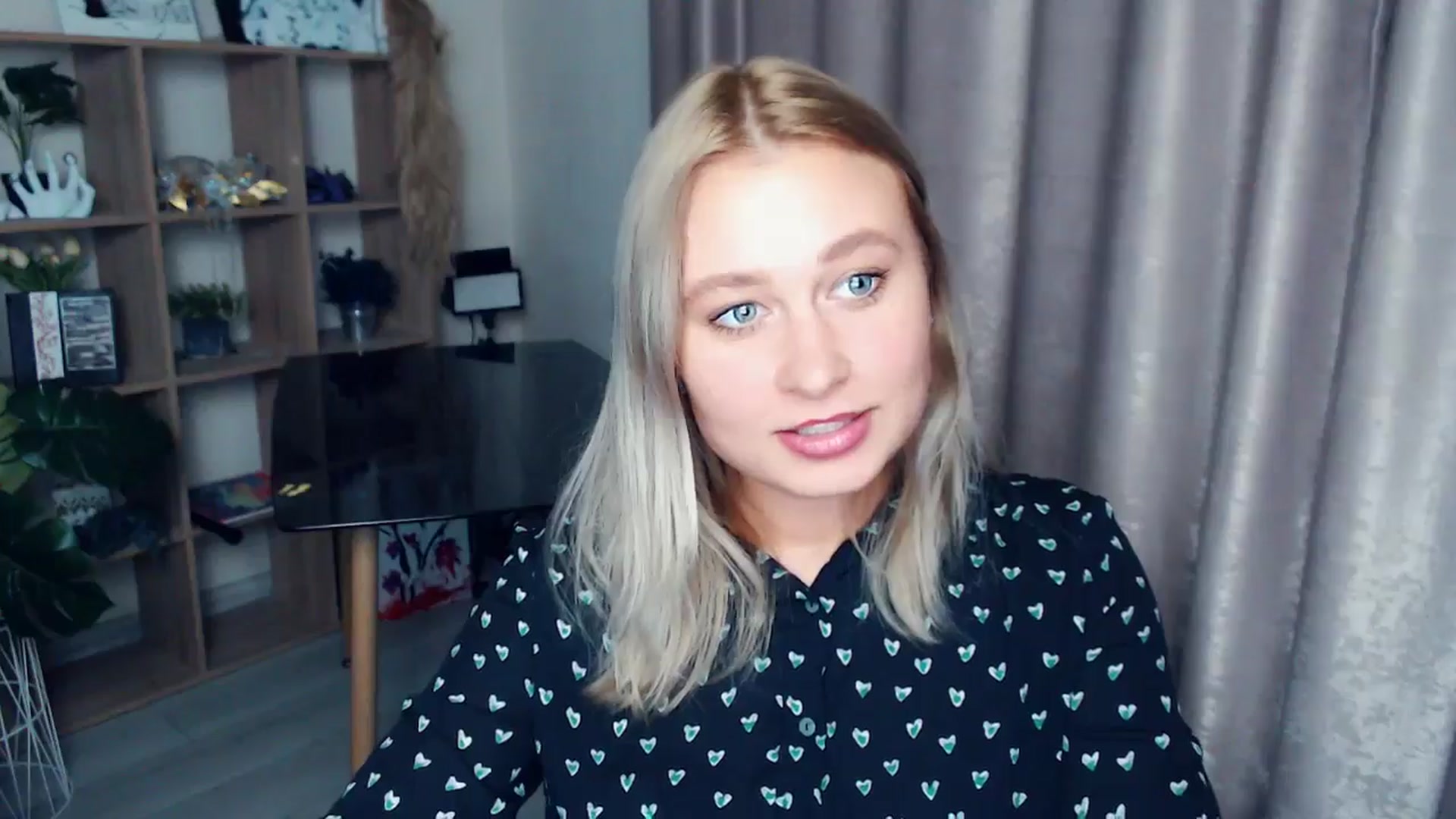 Gallery image thumbnail from Kukla_kolduna's myfreecams stream on, 11/09/2025, 19:03 image 14 of 20