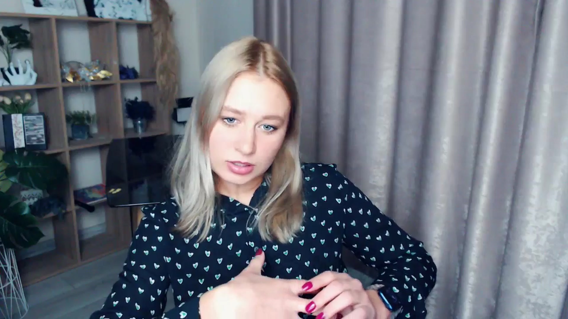 Gallery image thumbnail from Kukla_kolduna's myfreecams stream on, 11/09/2025, 19:03 image 16 of 20