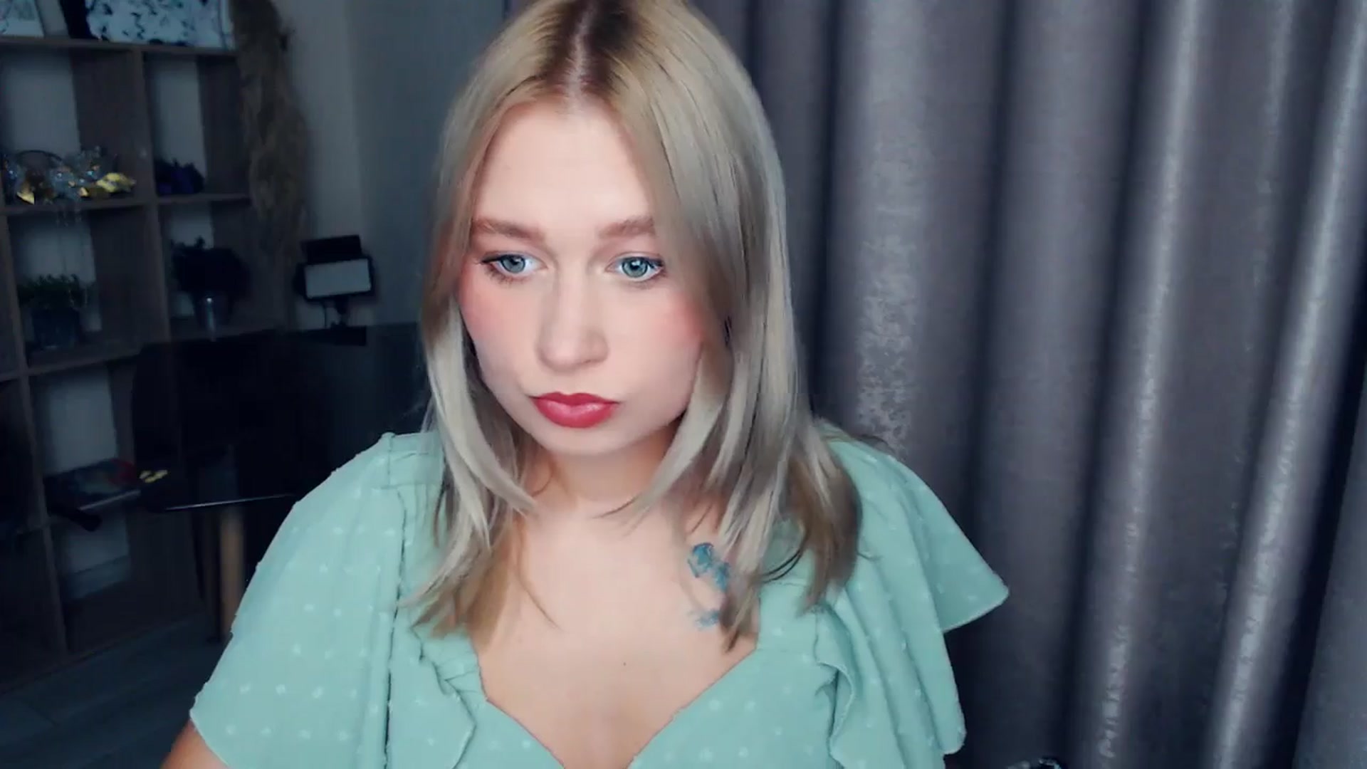 Gallery image thumbnail from Kukla_kolduna's myfreecams stream on, 11/12/2025, 17:37 image 3 of 20