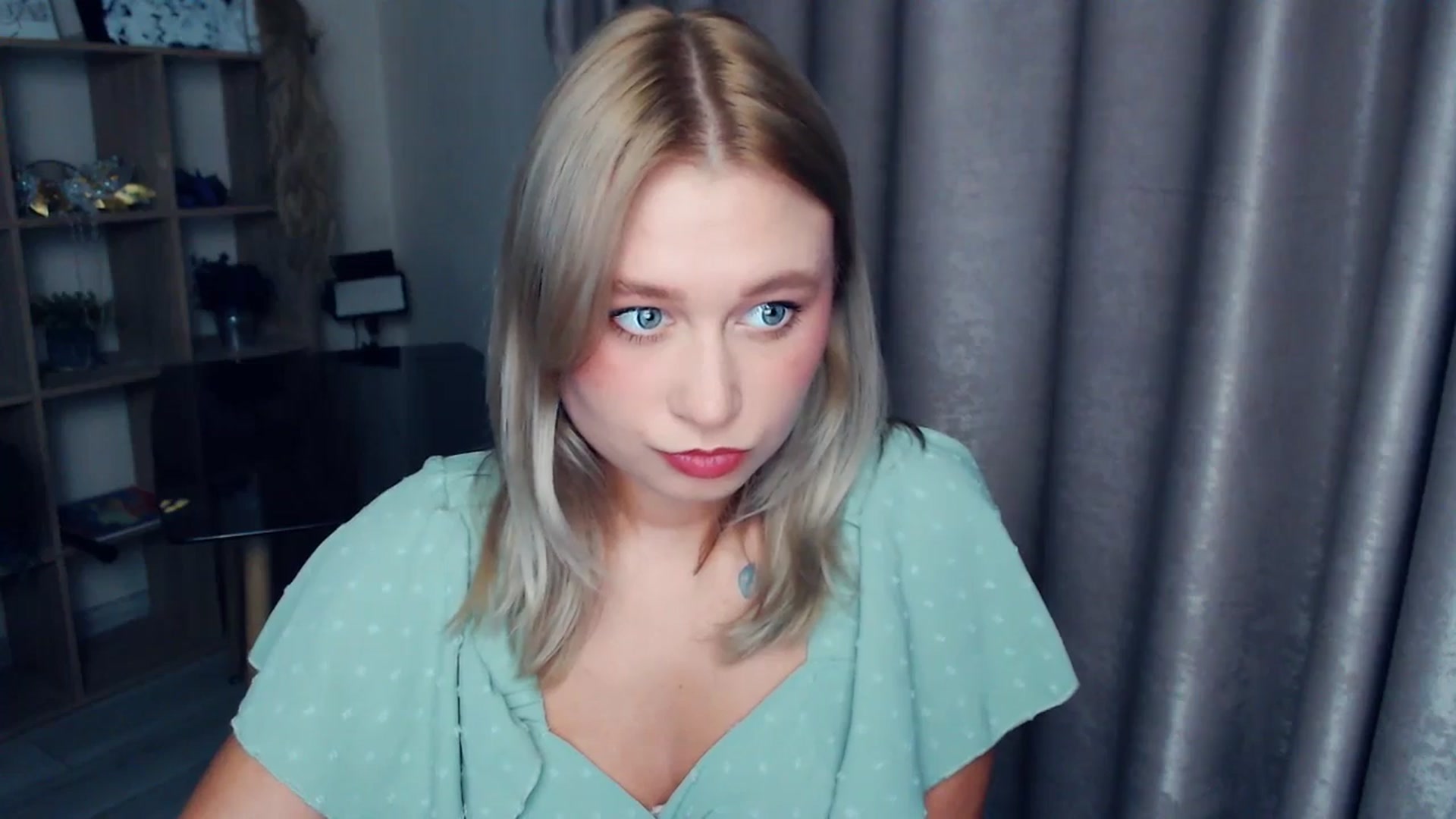 Gallery image thumbnail from Kukla_kolduna's myfreecams stream on, 11/12/2025, 17:37 image 11 of 20