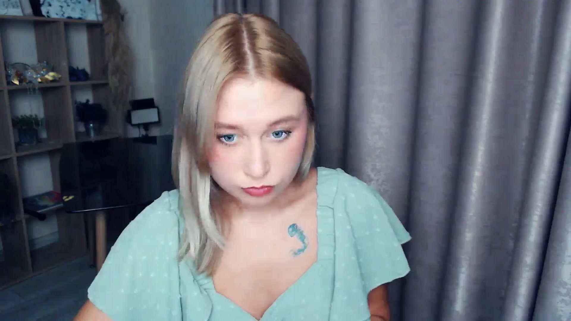 Gallery image thumbnail from Kukla_kolduna's myfreecams stream on, 11/12/2025, 17:37 image 12 of 20