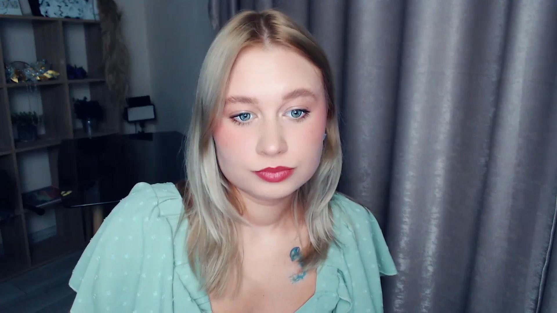 Gallery image thumbnail from Kukla_kolduna's myfreecams stream on, 11/12/2025, 17:37 image 5 of 20
