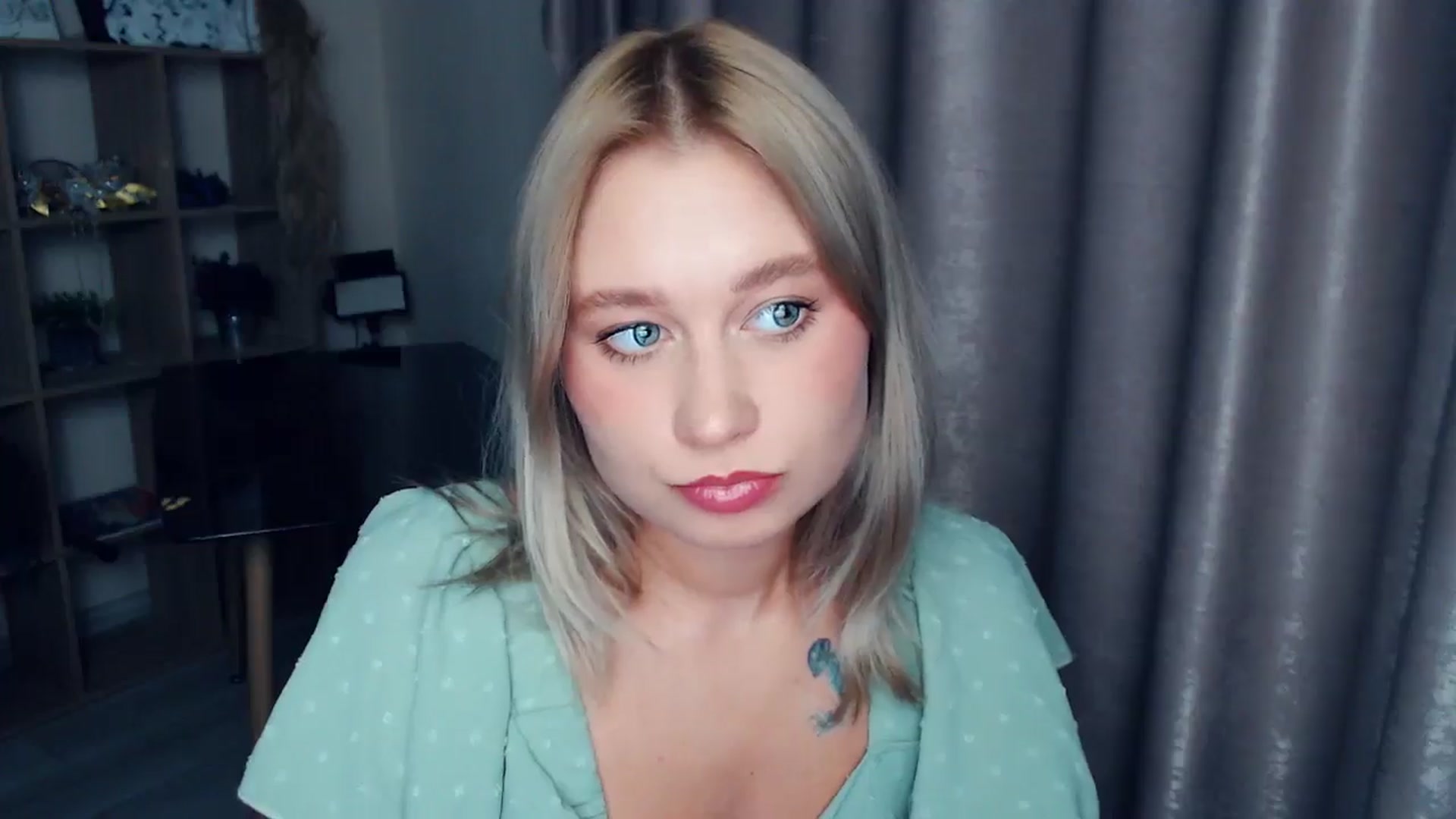 Gallery image thumbnail from Kukla_kolduna's myfreecams stream on, 11/12/2025, 18:30 image 6 of 20