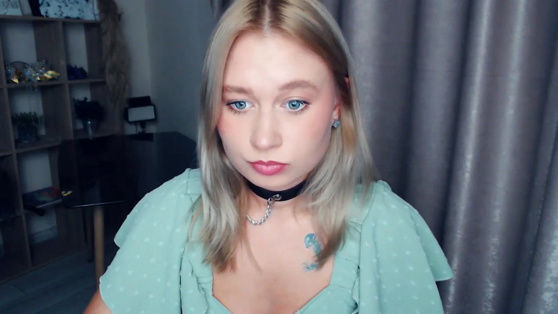 Gallery image thumbnail from Kukla_kolduna's myfreecams stream on, 11/12/2025, 18:45 image 12 of 20