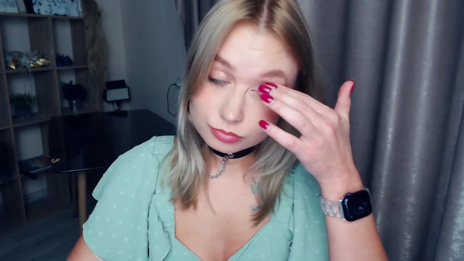 Gallery image thumbnail from Kukla_kolduna's myfreecams stream on, 11/12/2025, 18:45 image 10 of 20