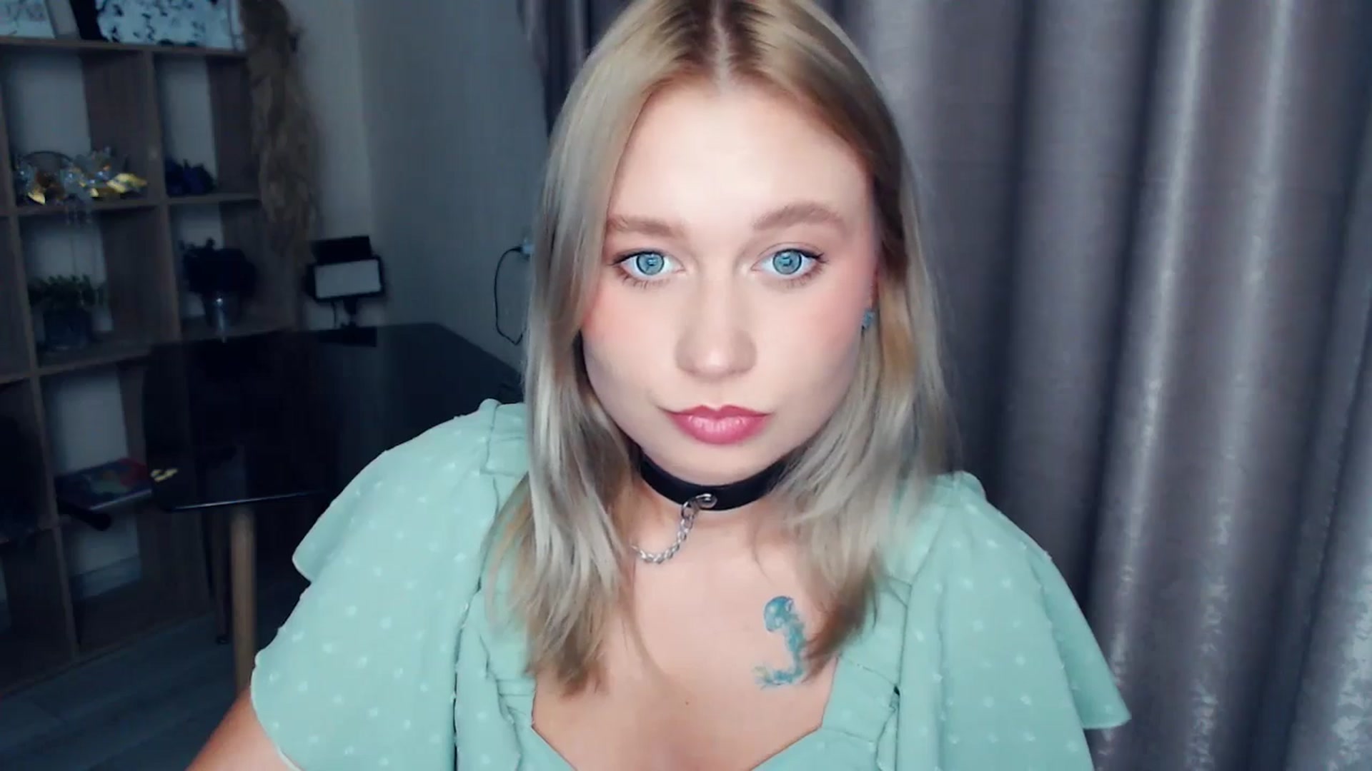 Gallery image thumbnail from Kukla_kolduna's myfreecams stream on, 11/12/2025, 18:45 image 15 of 20