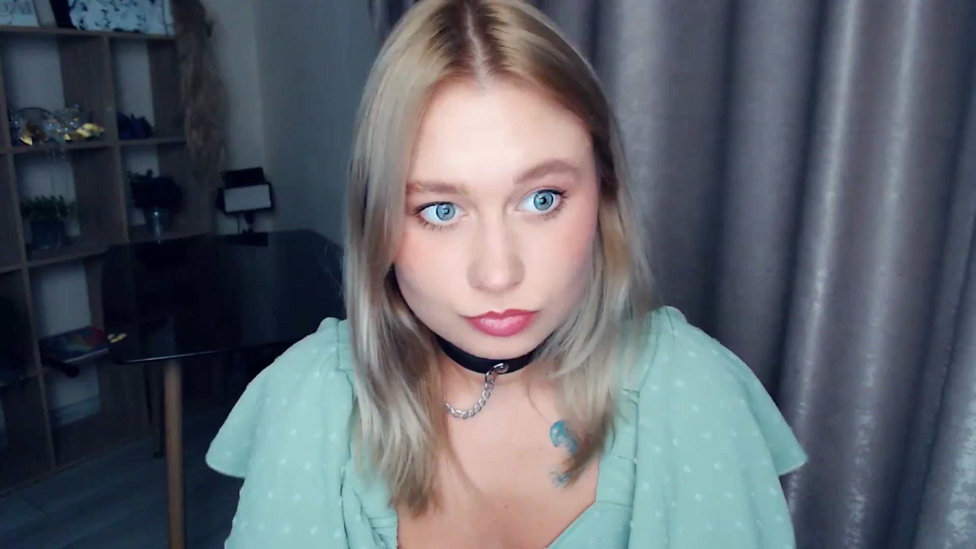 Gallery image thumbnail from Kukla_kolduna's myfreecams stream on, 11/12/2025, 18:45 image 17 of 20