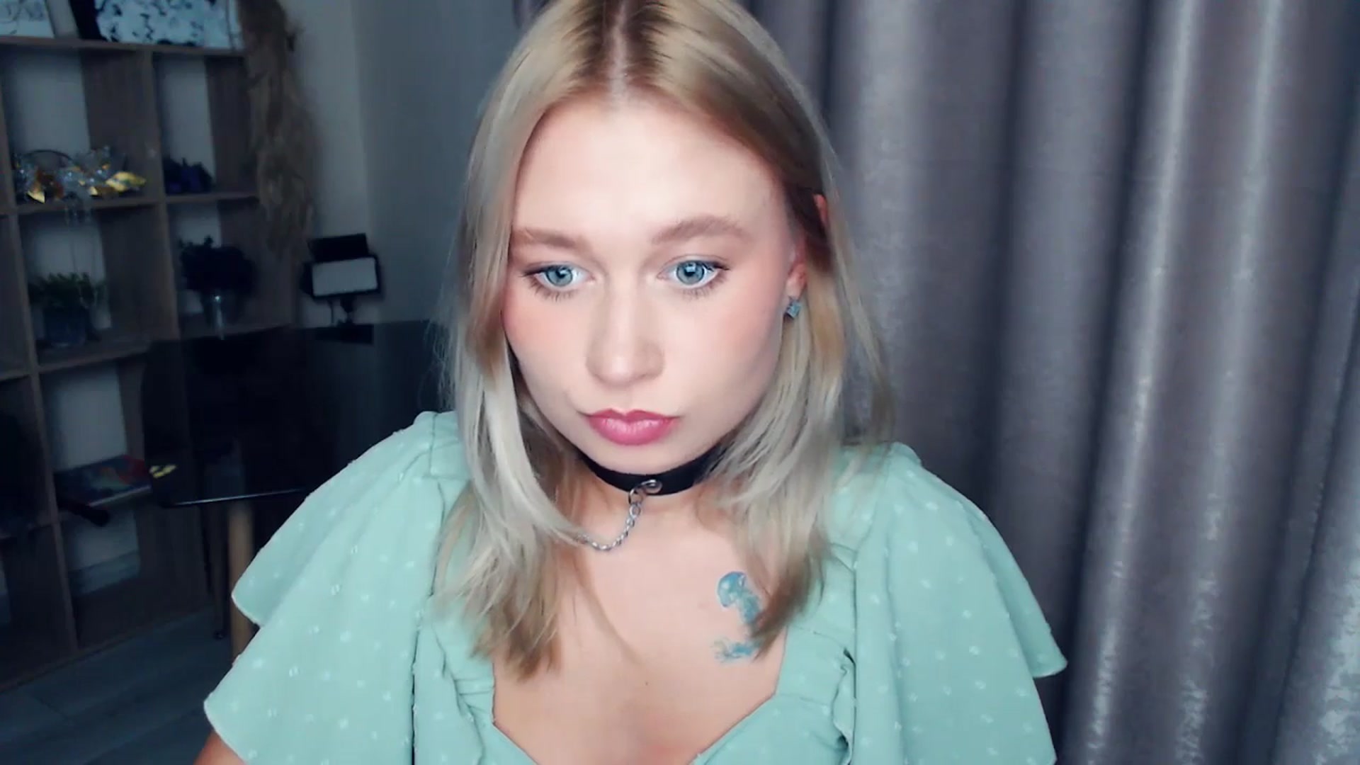 Gallery image thumbnail from Kukla_kolduna's myfreecams stream on, 11/12/2025, 18:45 image 3 of 20