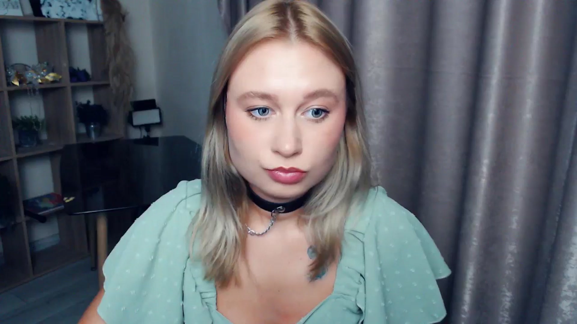 Gallery image thumbnail from Kukla_kolduna's myfreecams stream on, 11/12/2025, 18:45 image 5 of 20