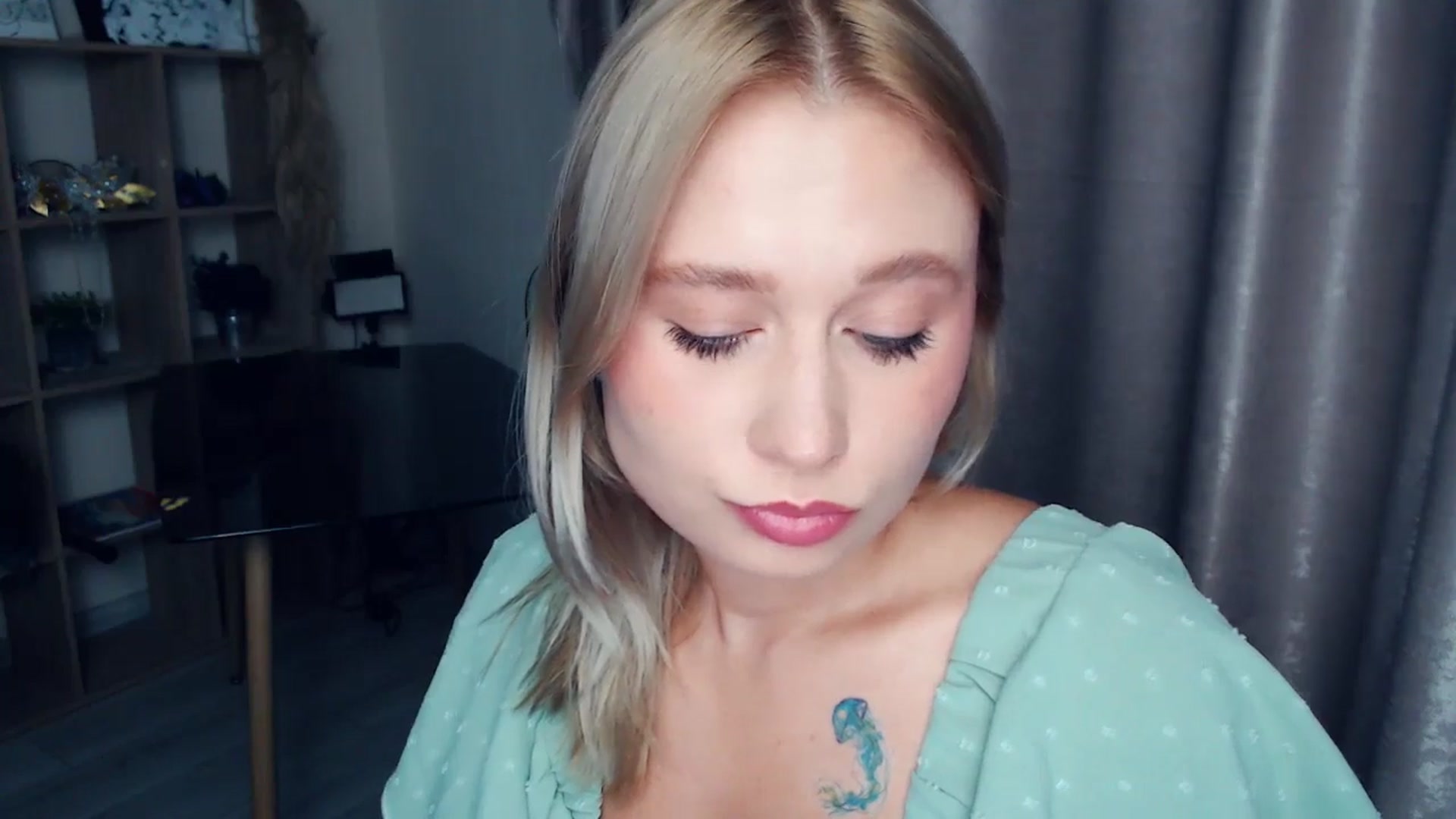 Gallery image thumbnail from Kukla_kolduna's myfreecams stream on, 11/12/2025, 18:45 image 20 of 20