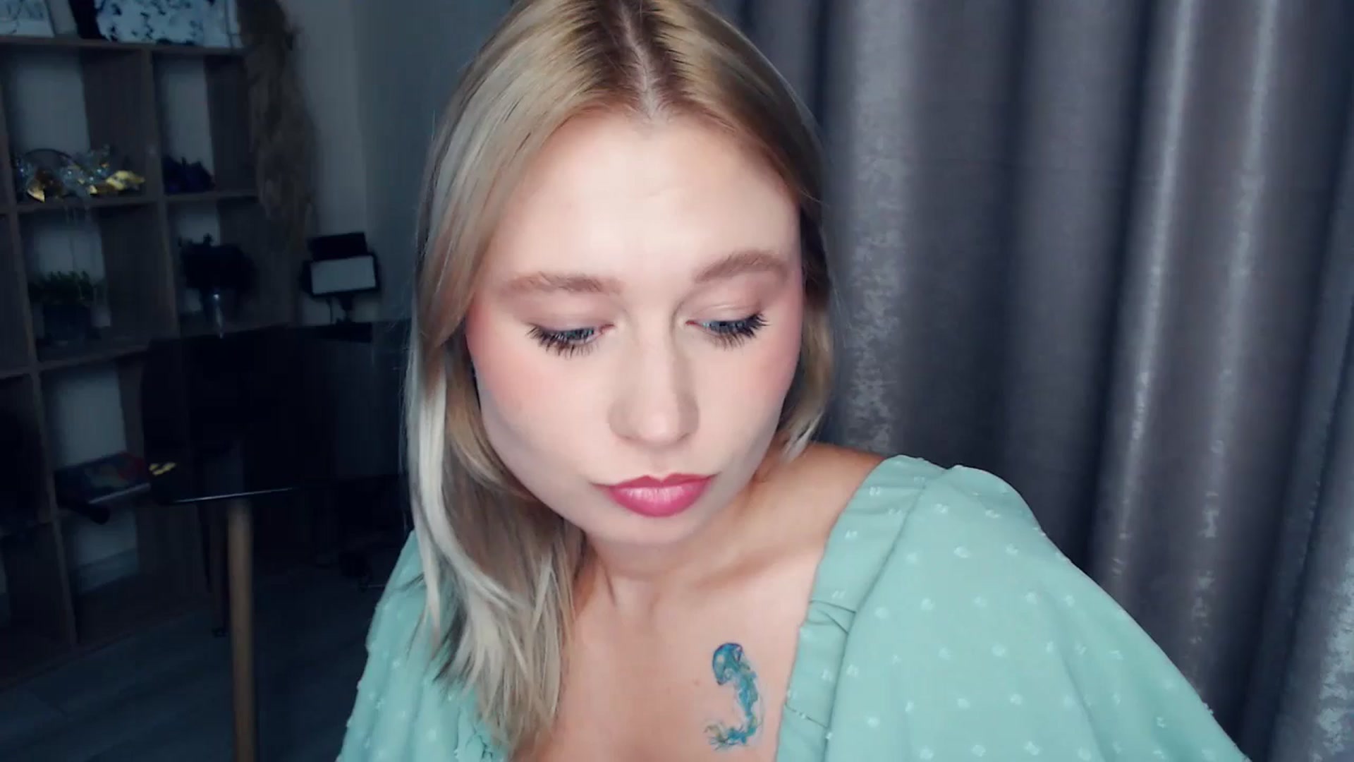 Gallery image thumbnail from Kukla_kolduna's myfreecams stream on, 11/12/2025, 19:09 image 1 of 20