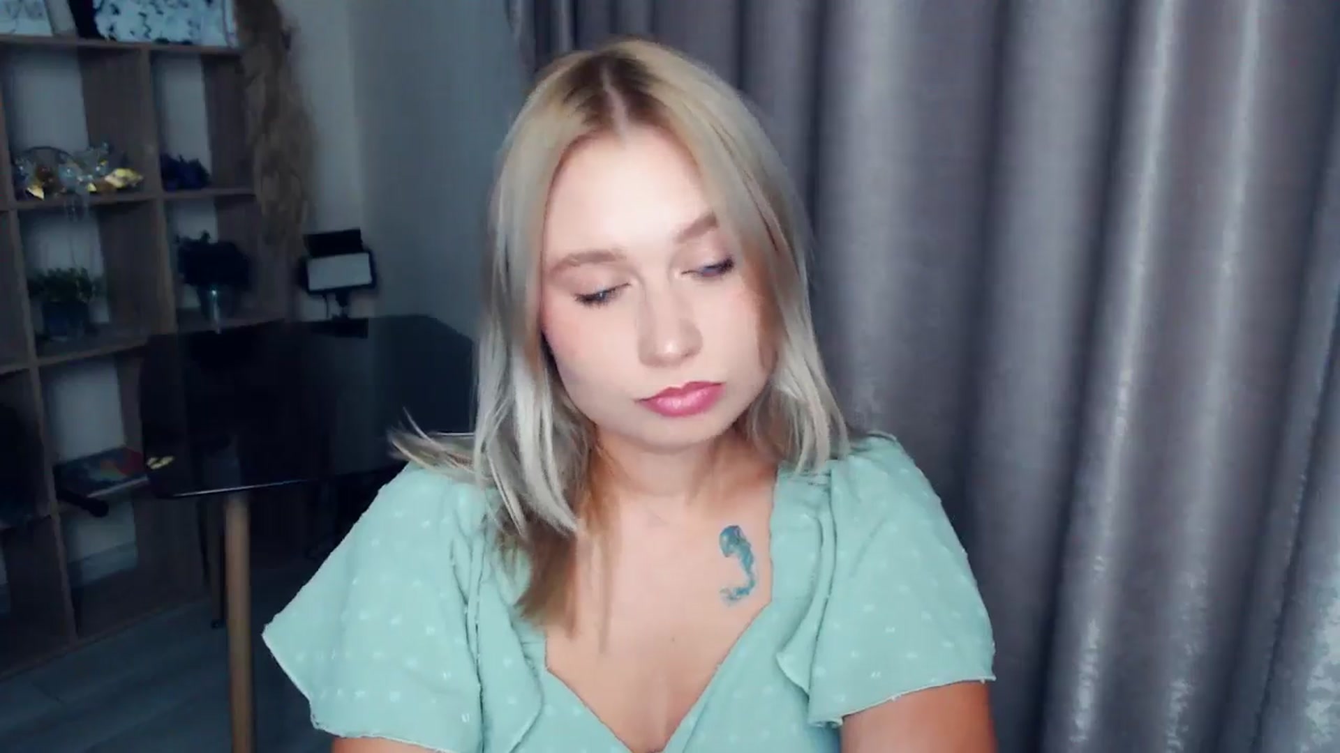 Gallery image thumbnail from Kukla_kolduna's myfreecams stream on, 11/12/2025, 19:09 image 10 of 20