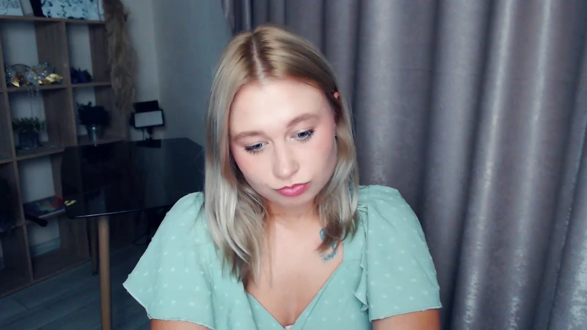 Gallery image thumbnail from Kukla_kolduna's myfreecams stream on, 11/12/2025, 19:09 image 18 of 20