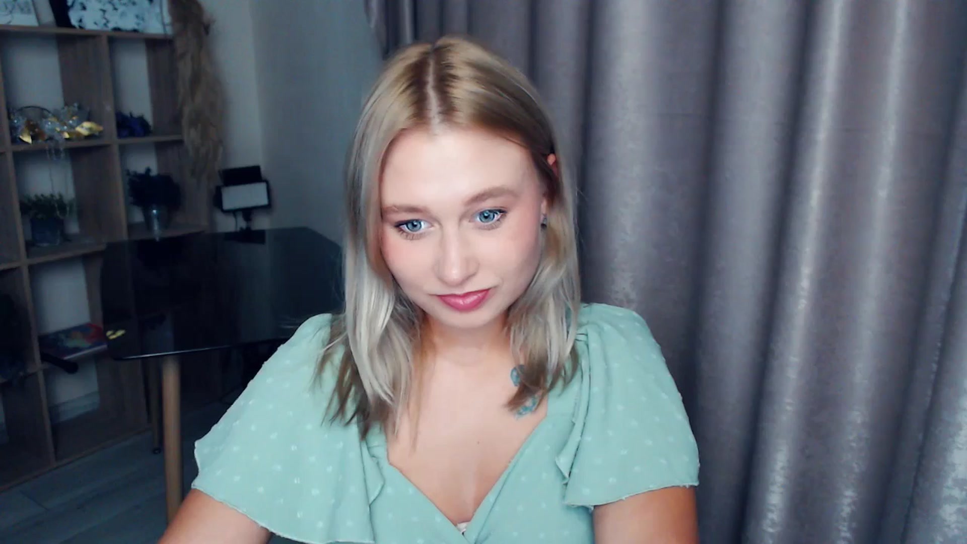 Gallery image thumbnail from Kukla_kolduna's myfreecams stream on, 11/12/2025, 19:09 image 14 of 20