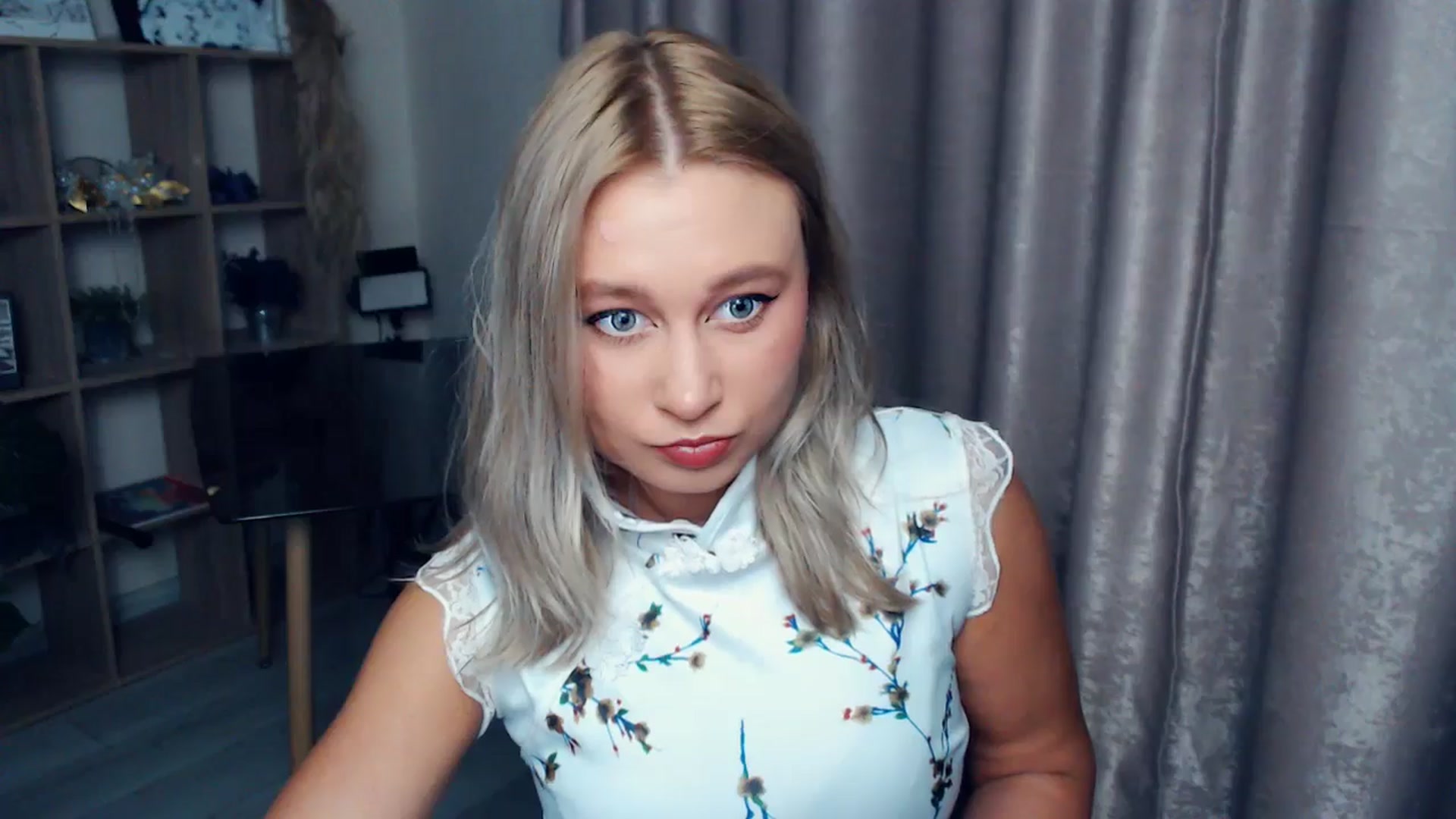 Gallery image thumbnail from Kukla_kolduna's myfreecams stream on, 11/13/2025, 15:54 image 8 of 20