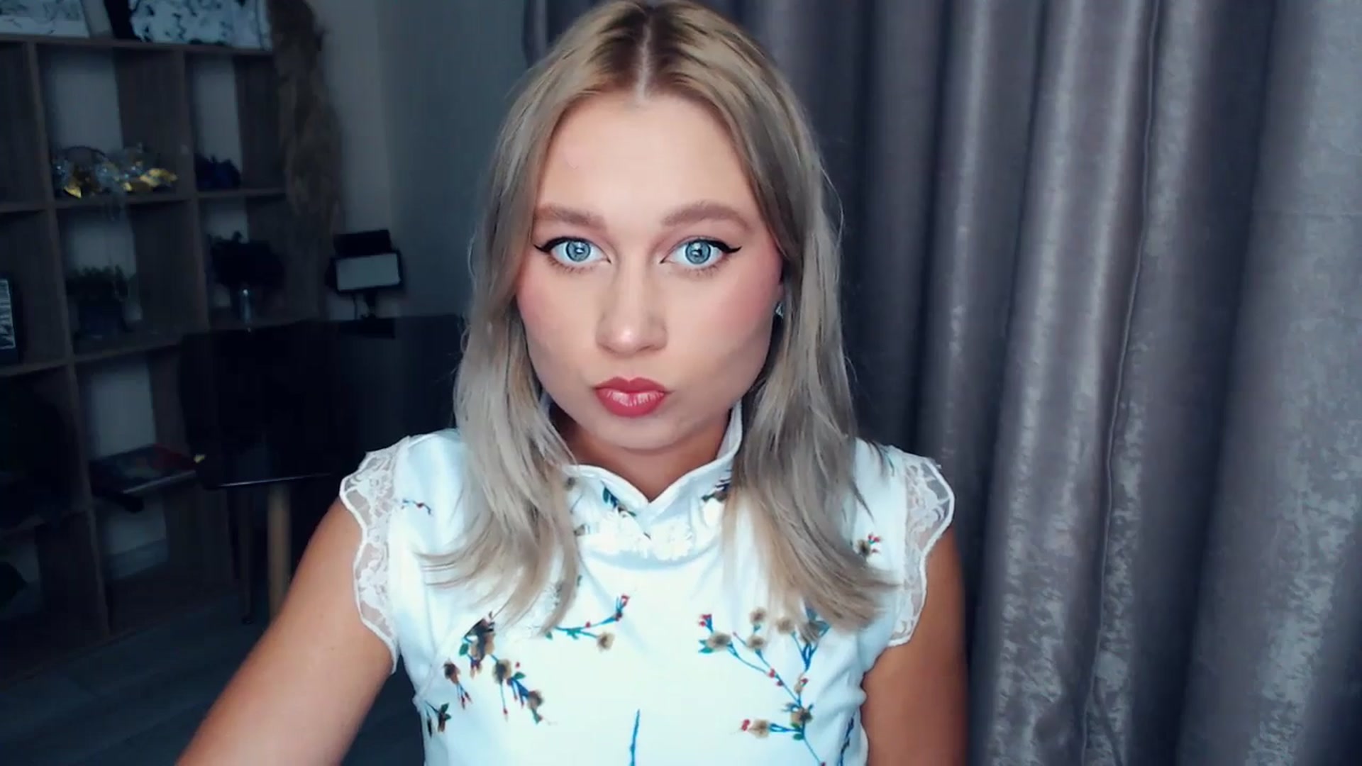 Gallery image thumbnail from Kukla_kolduna's myfreecams stream on, 11/13/2025, 15:54 image 4 of 20
