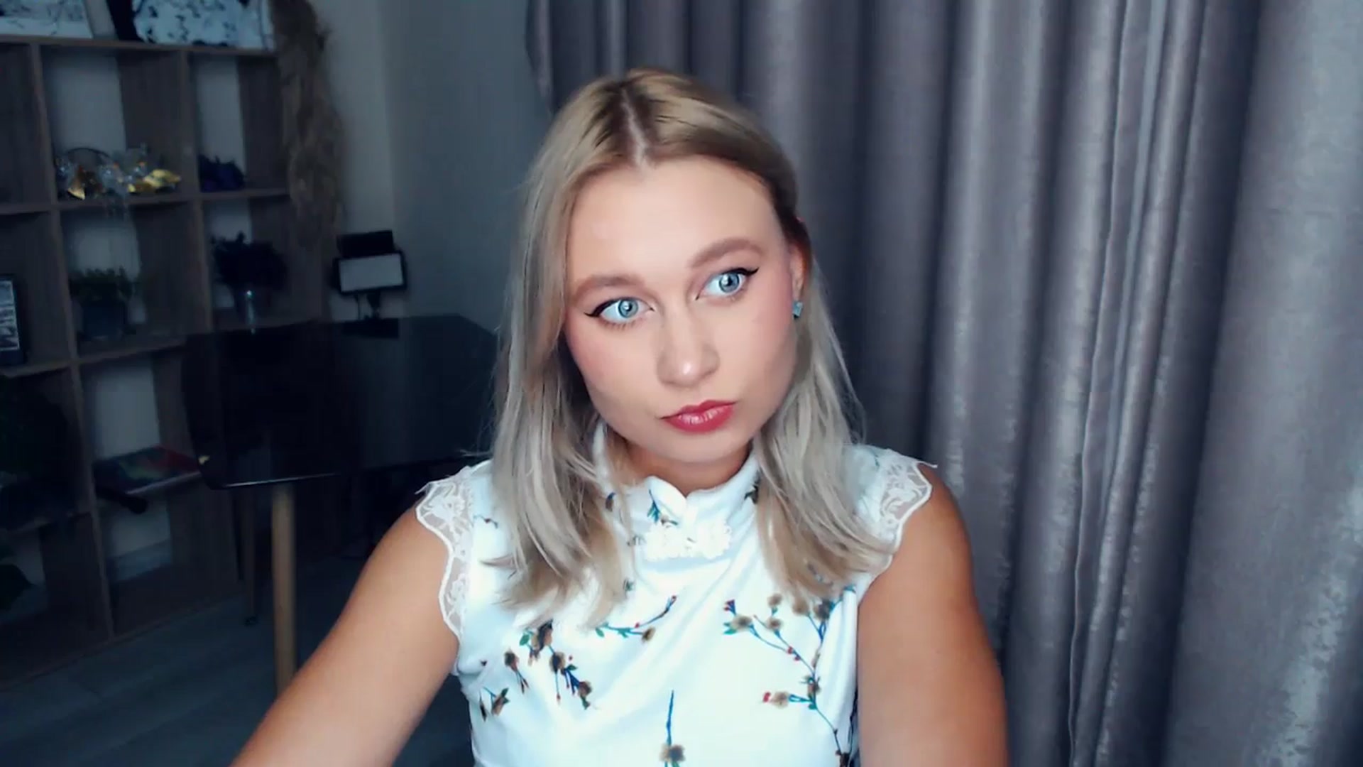 Gallery image thumbnail from Kukla_kolduna's myfreecams stream on, 11/13/2025, 16:34 image 5 of 20