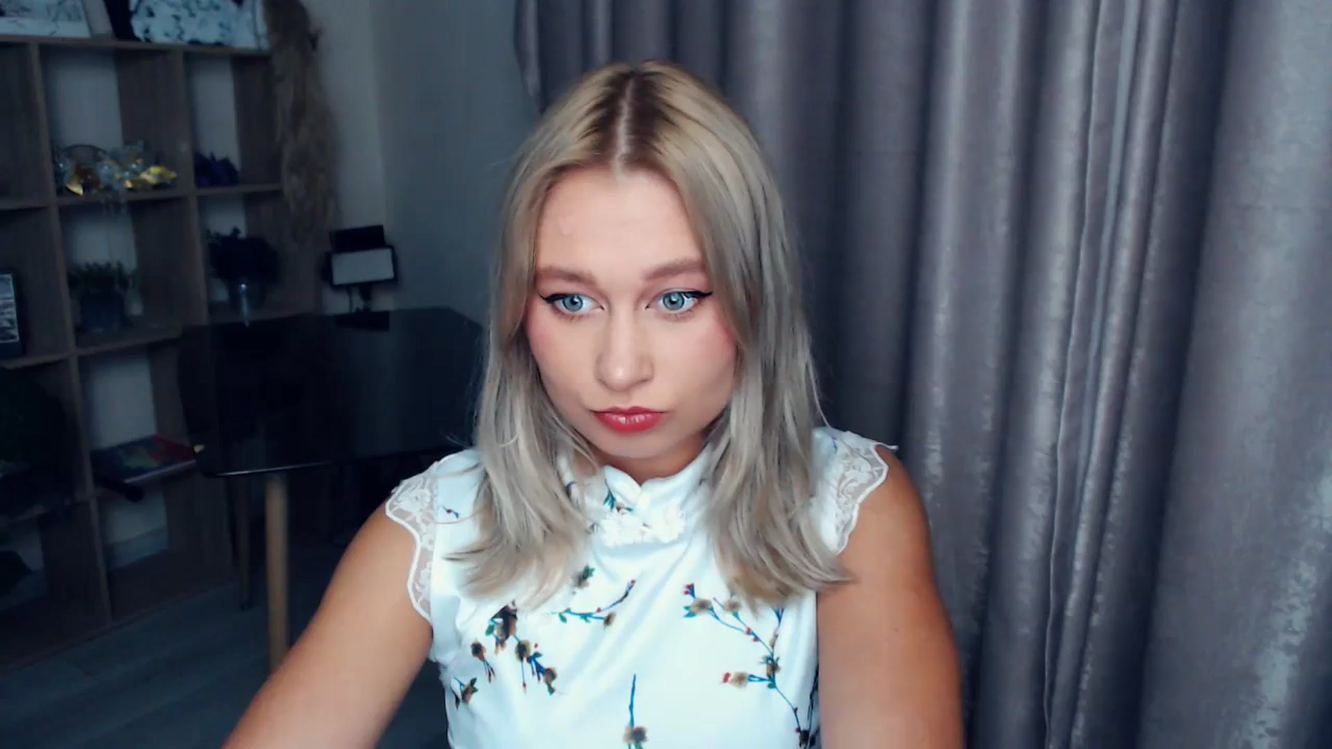 Gallery image thumbnail from Kukla_kolduna's myfreecams stream on, 11/13/2025, 16:34 image 2 of 20