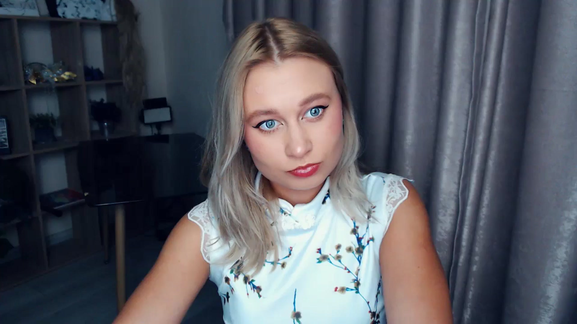 Gallery image thumbnail from Kukla_kolduna's myfreecams stream on, 11/13/2025, 16:47 image 13 of 20