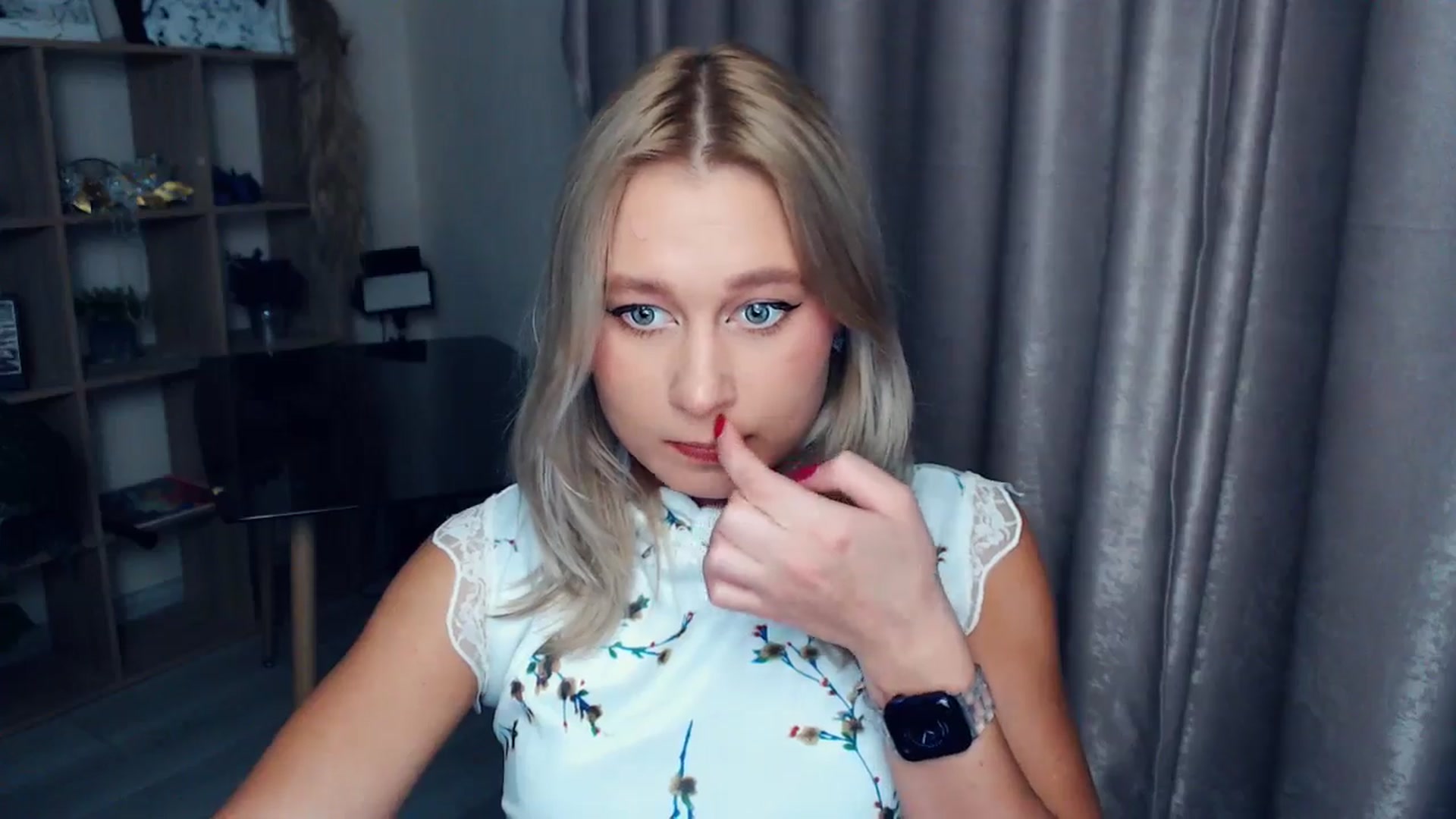 Gallery image thumbnail from Kukla_kolduna's myfreecams stream on, 11/13/2025, 17:17 image 2 of 20
