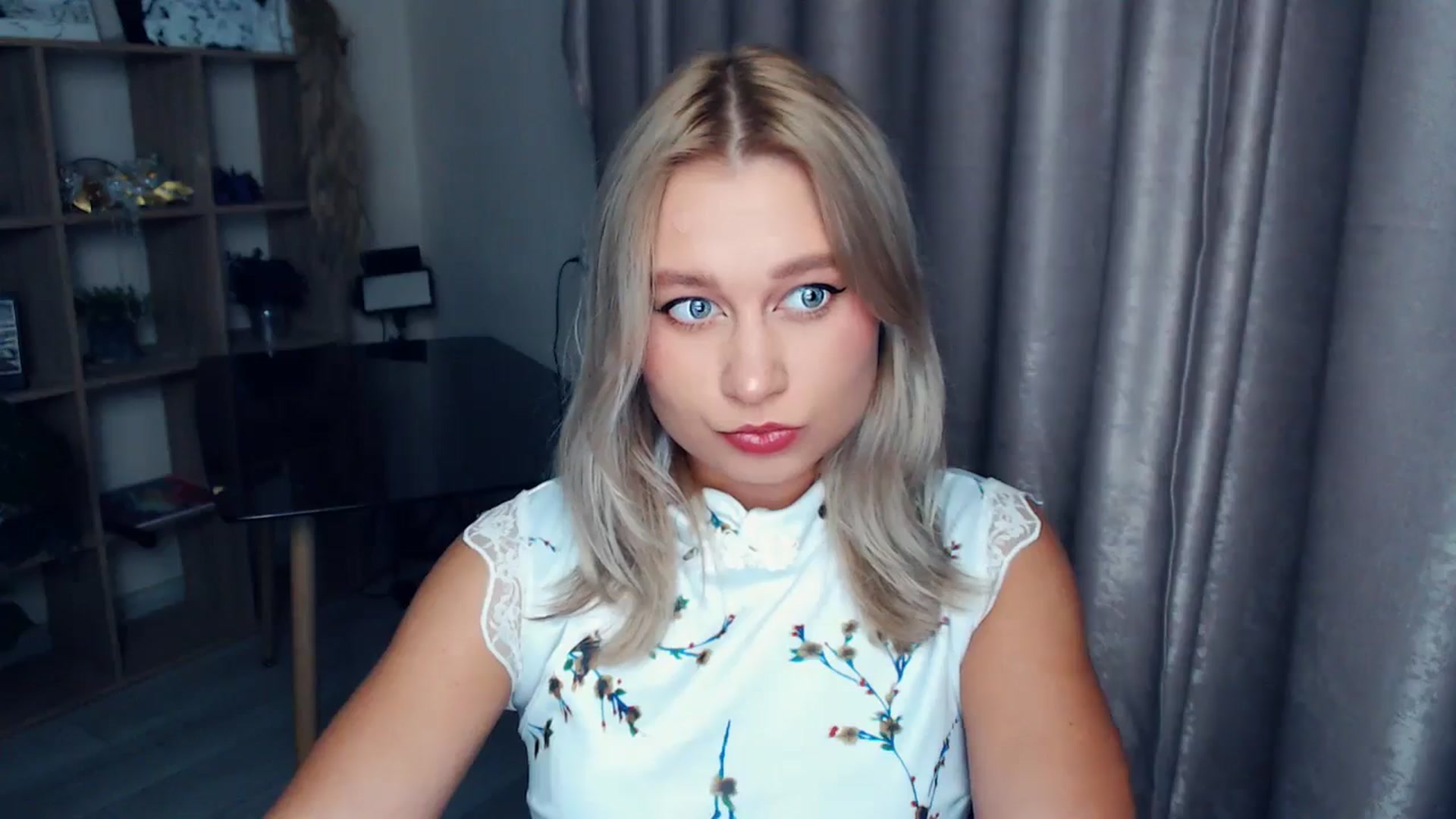 Gallery image thumbnail from Kukla_kolduna's myfreecams stream on, 11/13/2025, 17:17 image 3 of 20