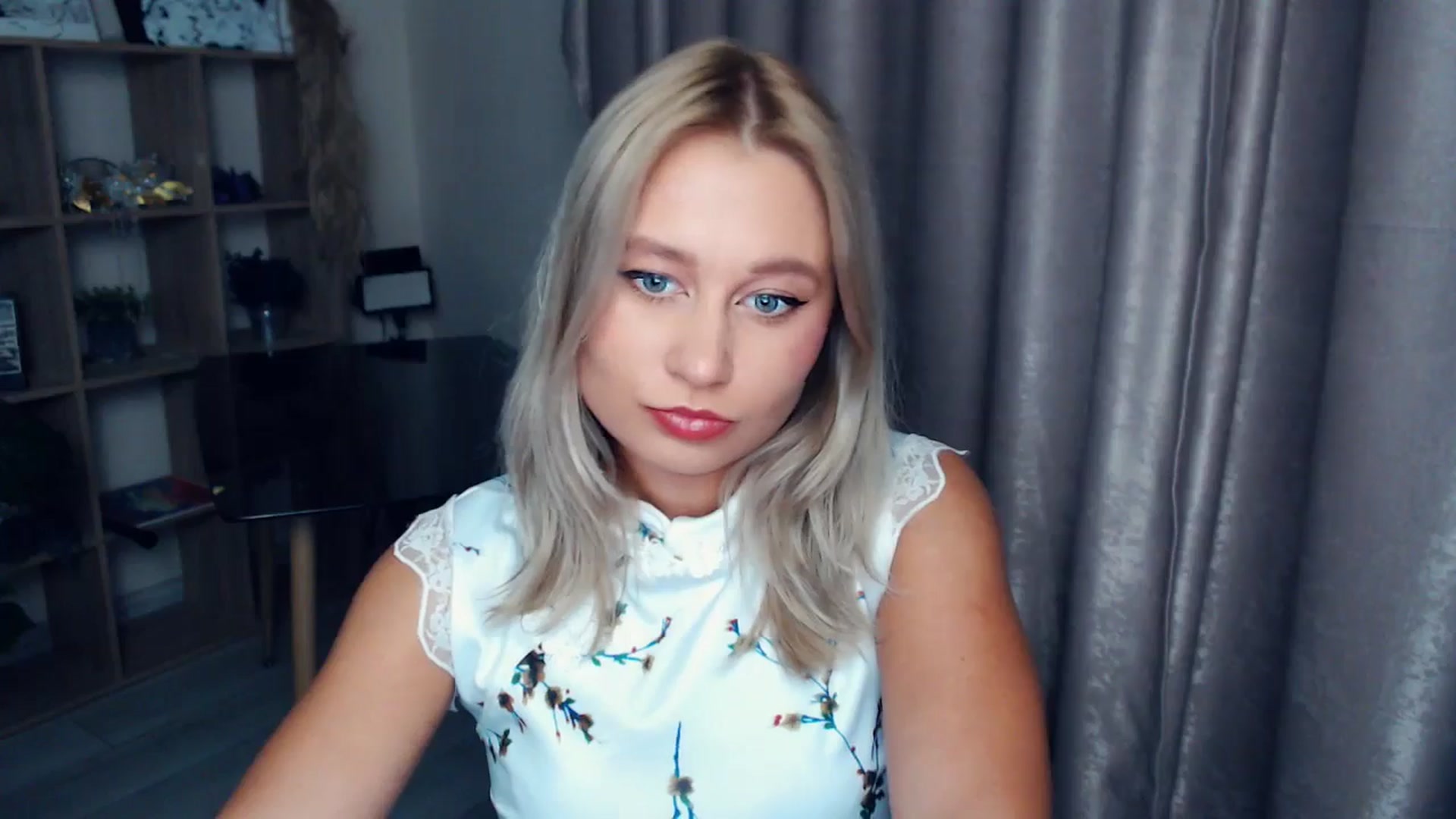 Gallery image thumbnail from Kukla_kolduna's myfreecams stream on, 11/13/2025, 17:17 image 11 of 20