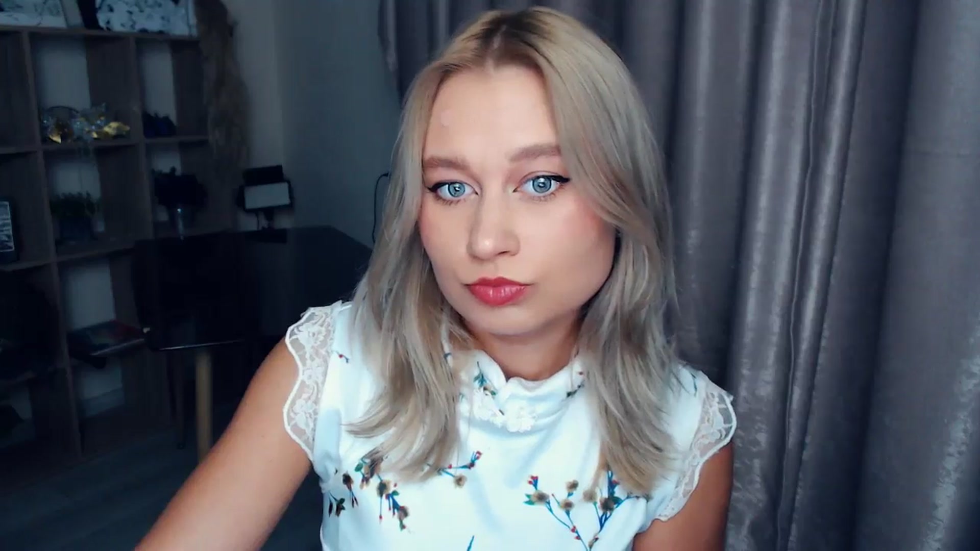 Gallery image thumbnail from Kukla_kolduna's myfreecams stream on, 11/13/2025, 17:32 image 9 of 20