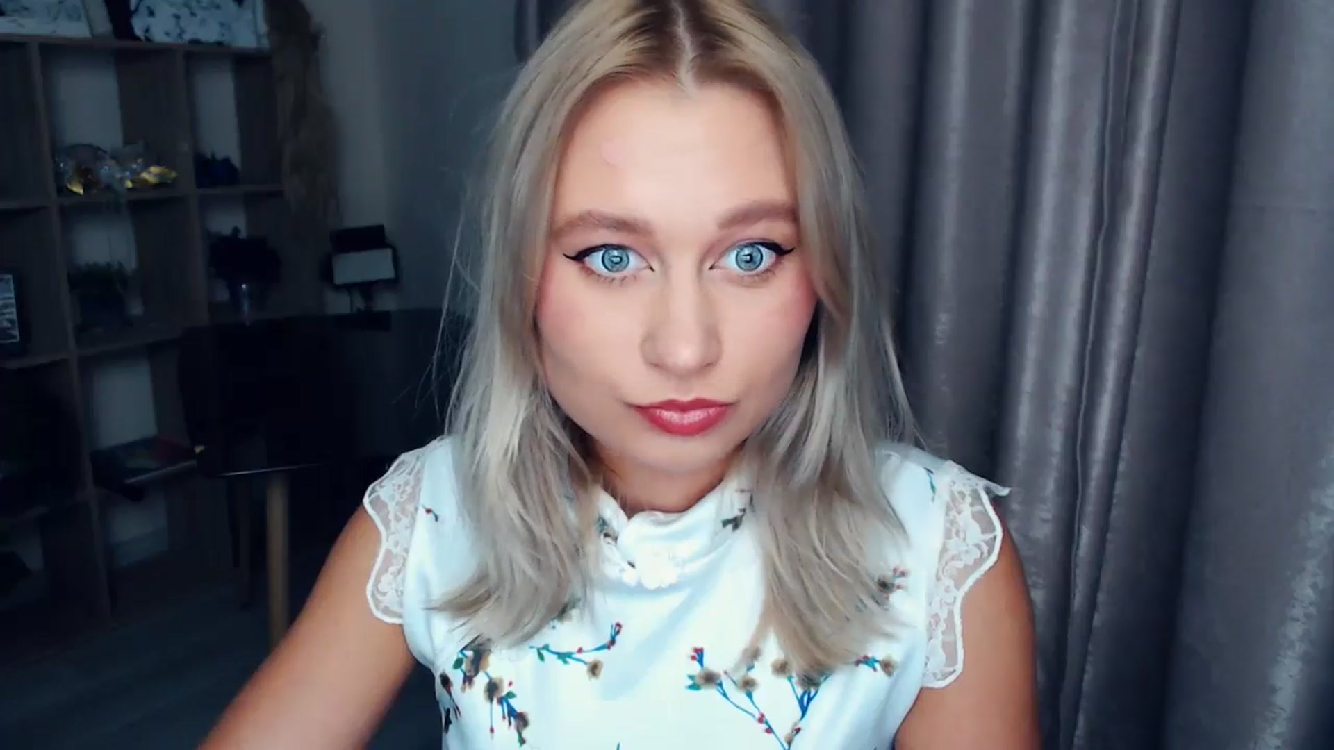 Gallery image thumbnail from Kukla_kolduna's myfreecams stream on, 11/13/2025, 17:32 image 19 of 20