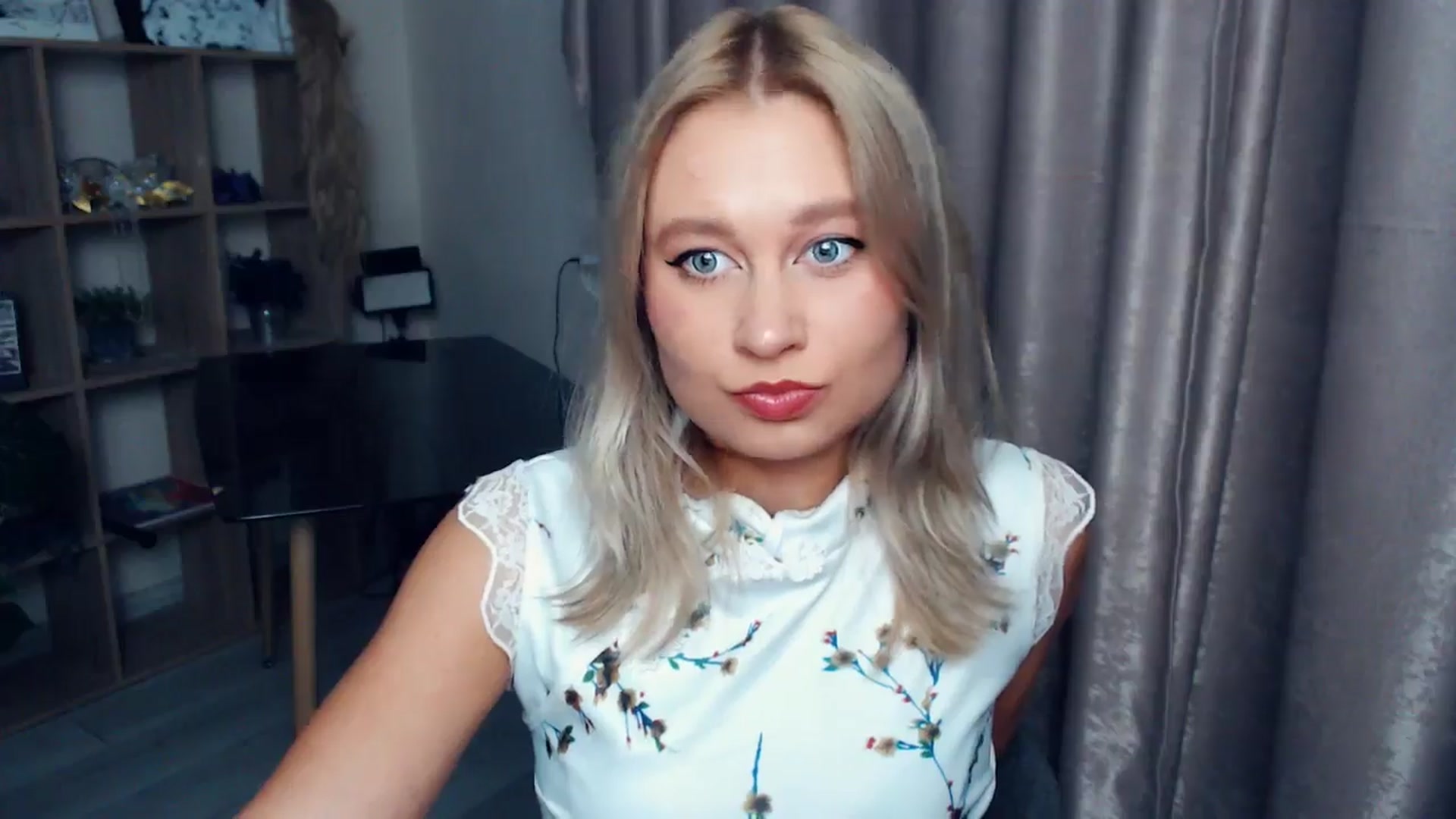 Gallery image thumbnail from Kukla_kolduna's myfreecams stream on, 11/13/2025, 17:32 image 20 of 20