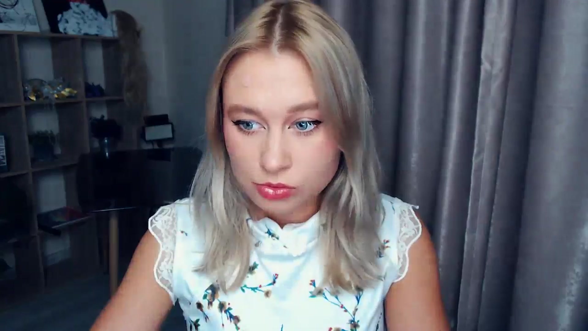 Gallery image thumbnail from Kukla_kolduna's myfreecams stream on, 11/13/2025, 18:39 image 2 of 20