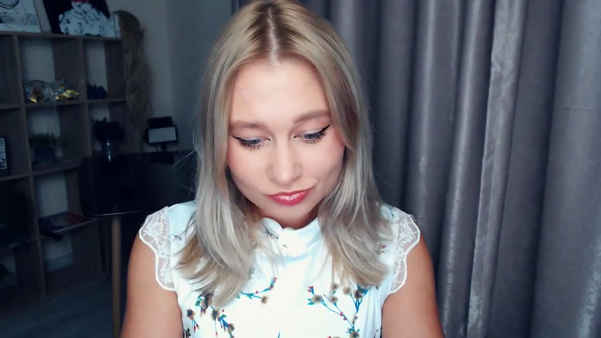 Gallery image thumbnail from Kukla_kolduna's myfreecams stream on, 11/13/2025, 18:39 image 11 of 20