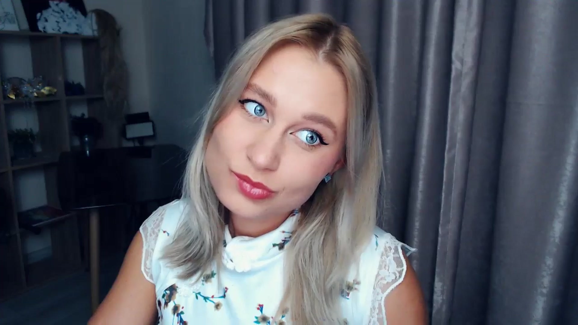 Gallery image thumbnail from Kukla_kolduna's myfreecams stream on, 11/13/2025, 18:39 image 18 of 20