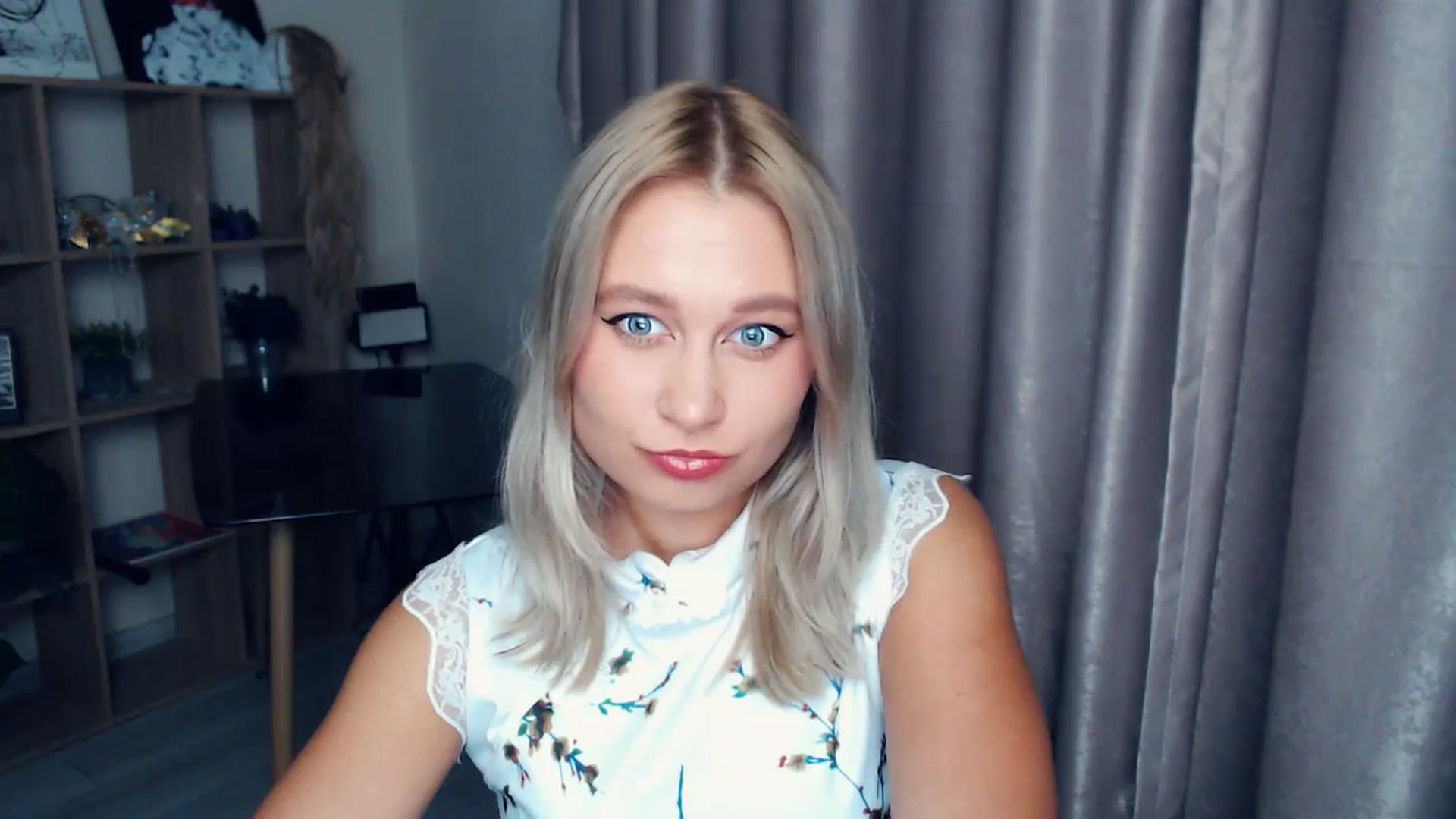 Gallery image thumbnail from Kukla_kolduna's myfreecams stream on, 11/13/2025, 18:39 image 7 of 20